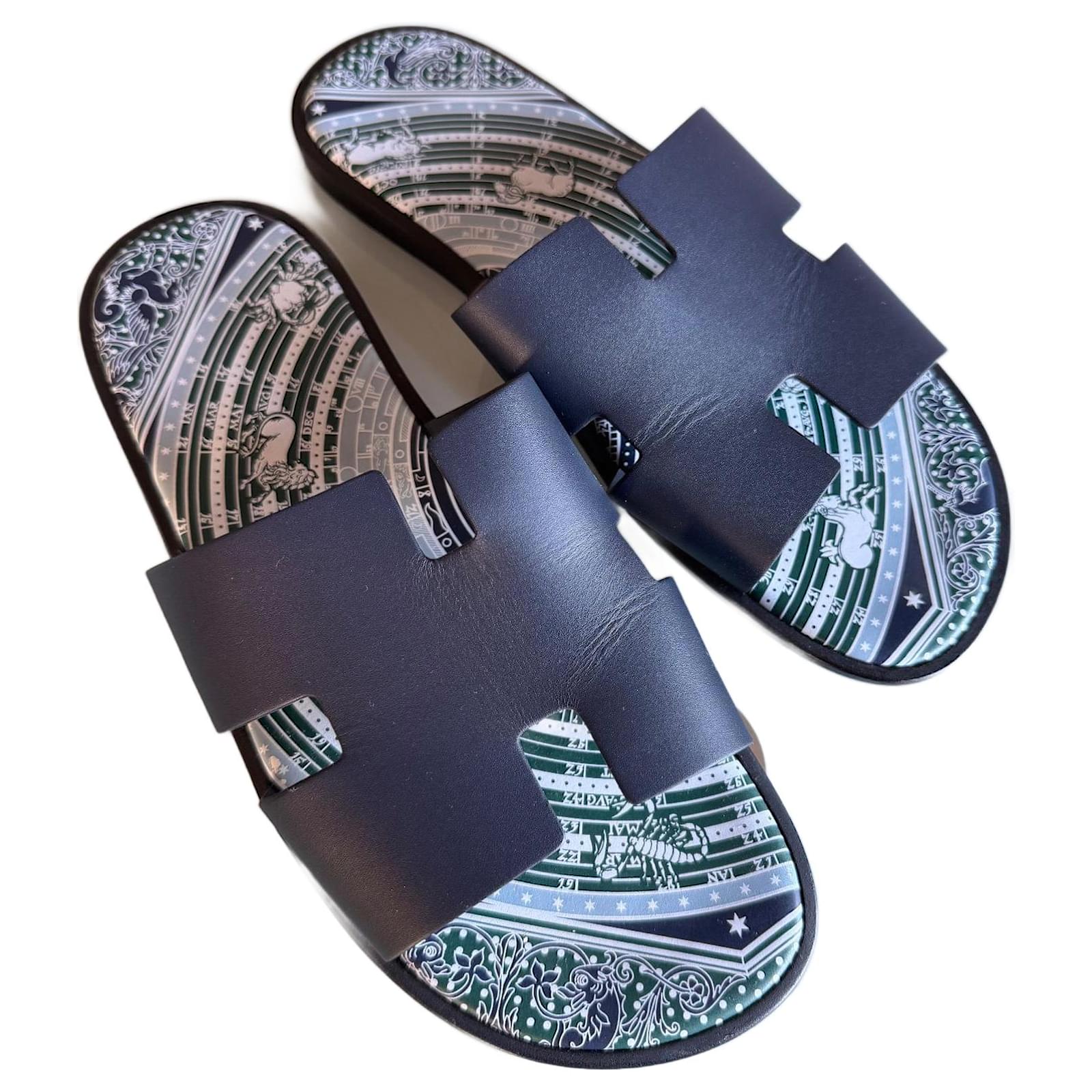 Hermès Izmir Black Fur Sandals ref.1877773 - Joli Closet
