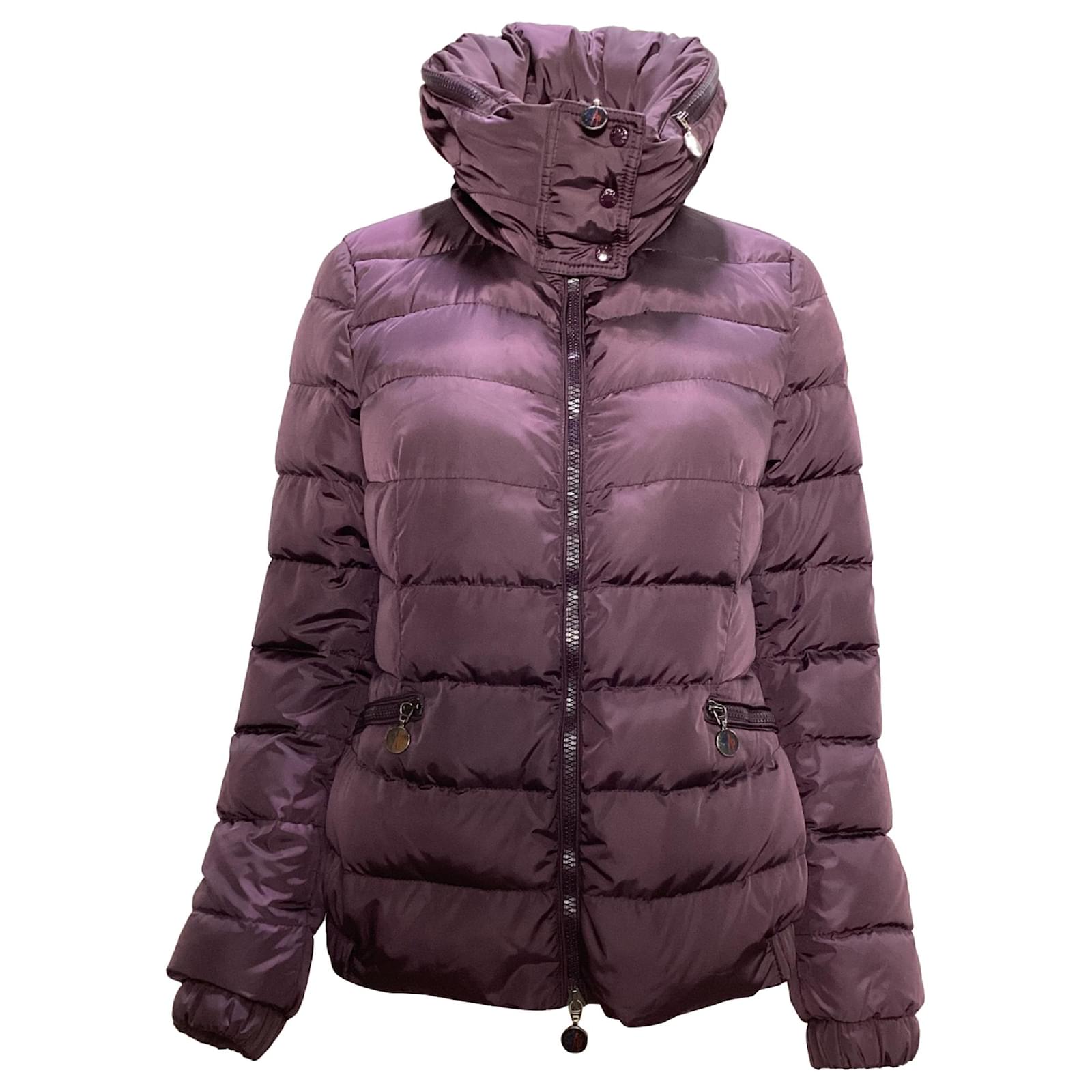 Moncler Sanglier Zipped Down Jacket in Burgundy Polyester Red Dark