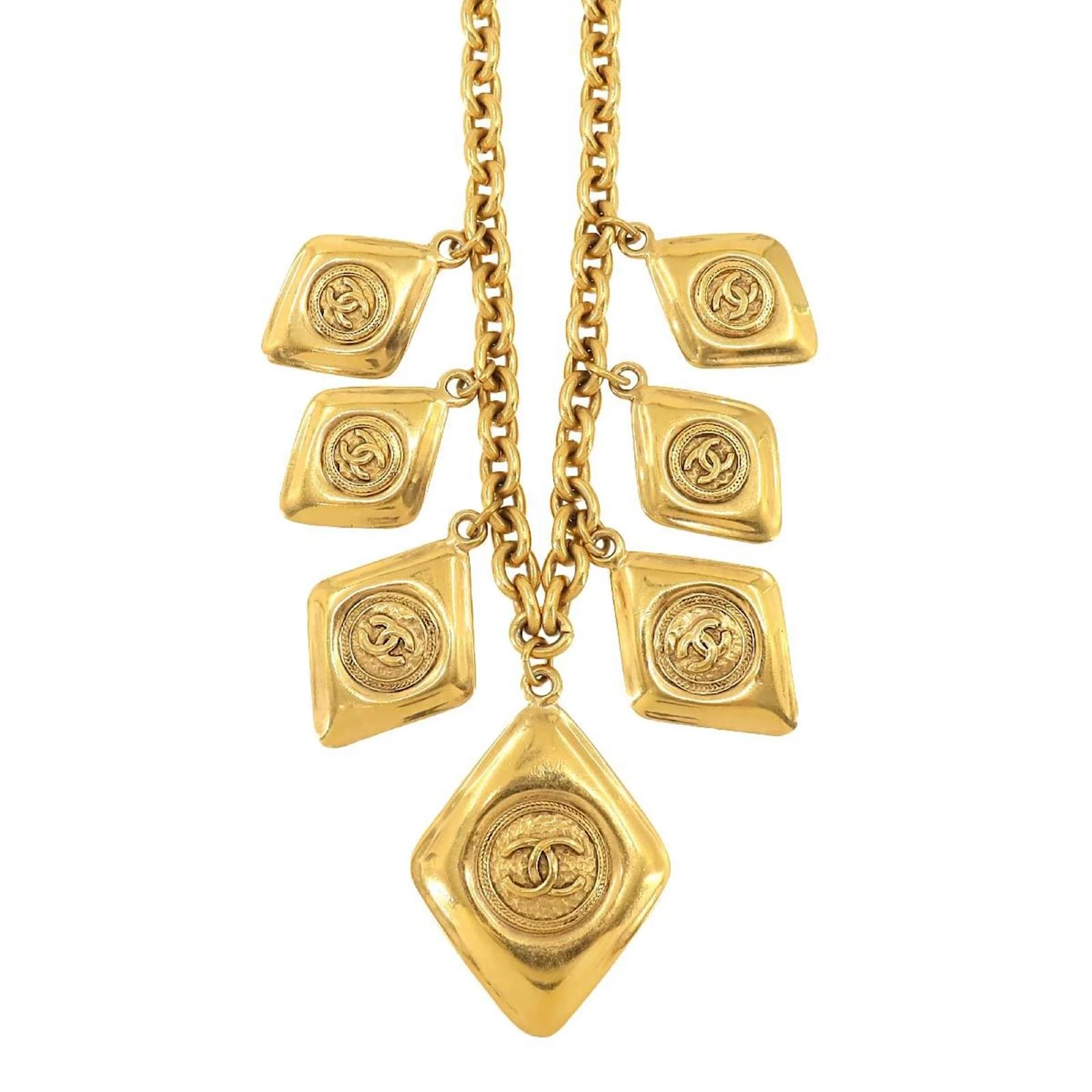 logotipo de coco chanel diamantes