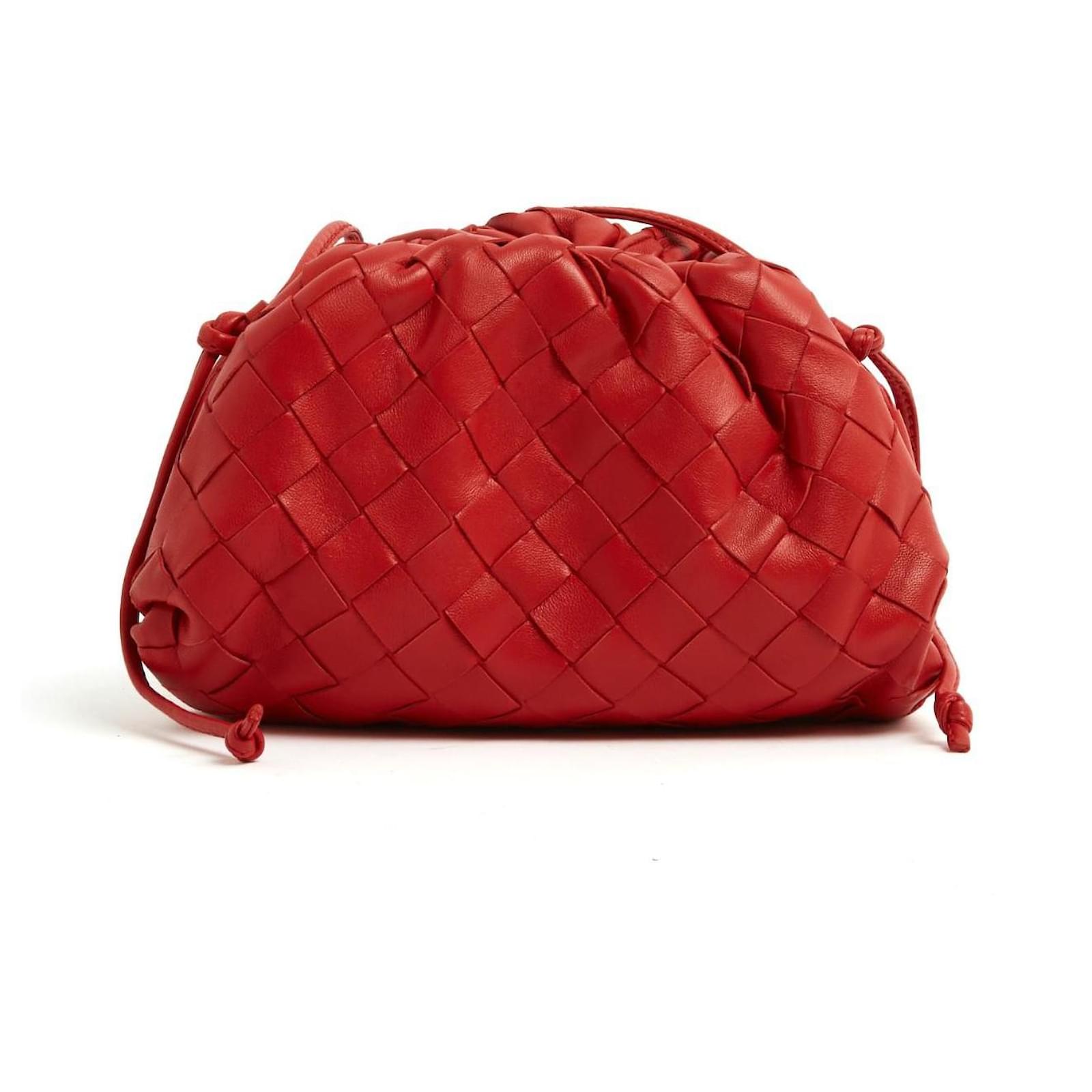 Bottega Veneta ボディバッグ 赤 BOTTEGA VENETA（バッグ ・ レッド/赤色系）のフリマアイテム一覧