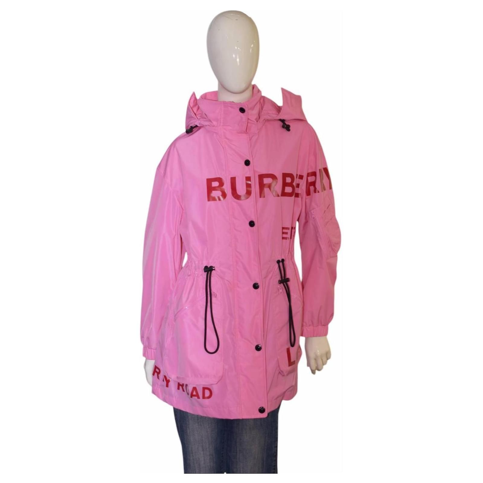 Burberry Pink Dartmouth Horseferry Print Rain Jacket Shape-memory