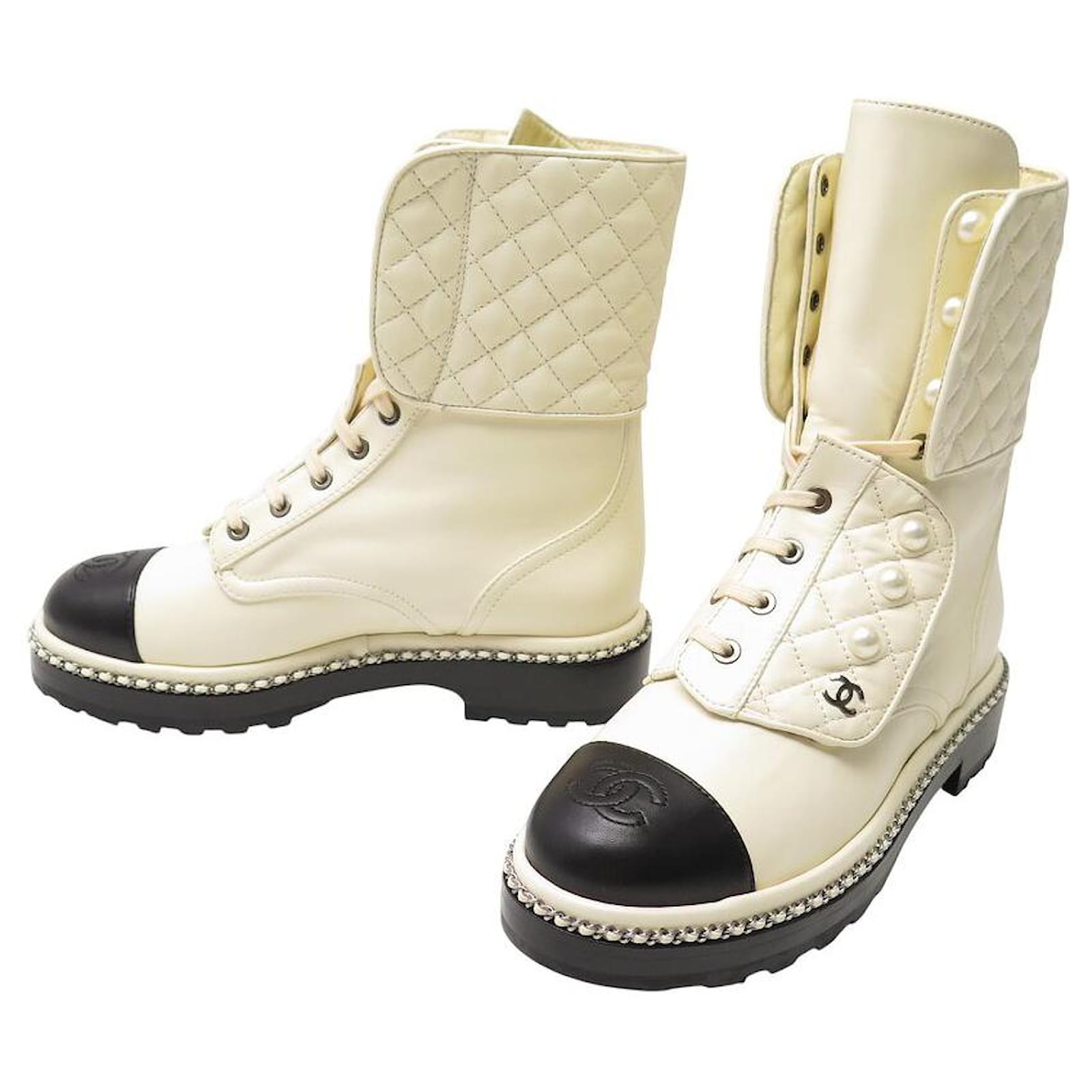 NINE CHANEL G33185 BICOLORED QUILTED LEATHER ANKLE BOOTS 37 COMBAT