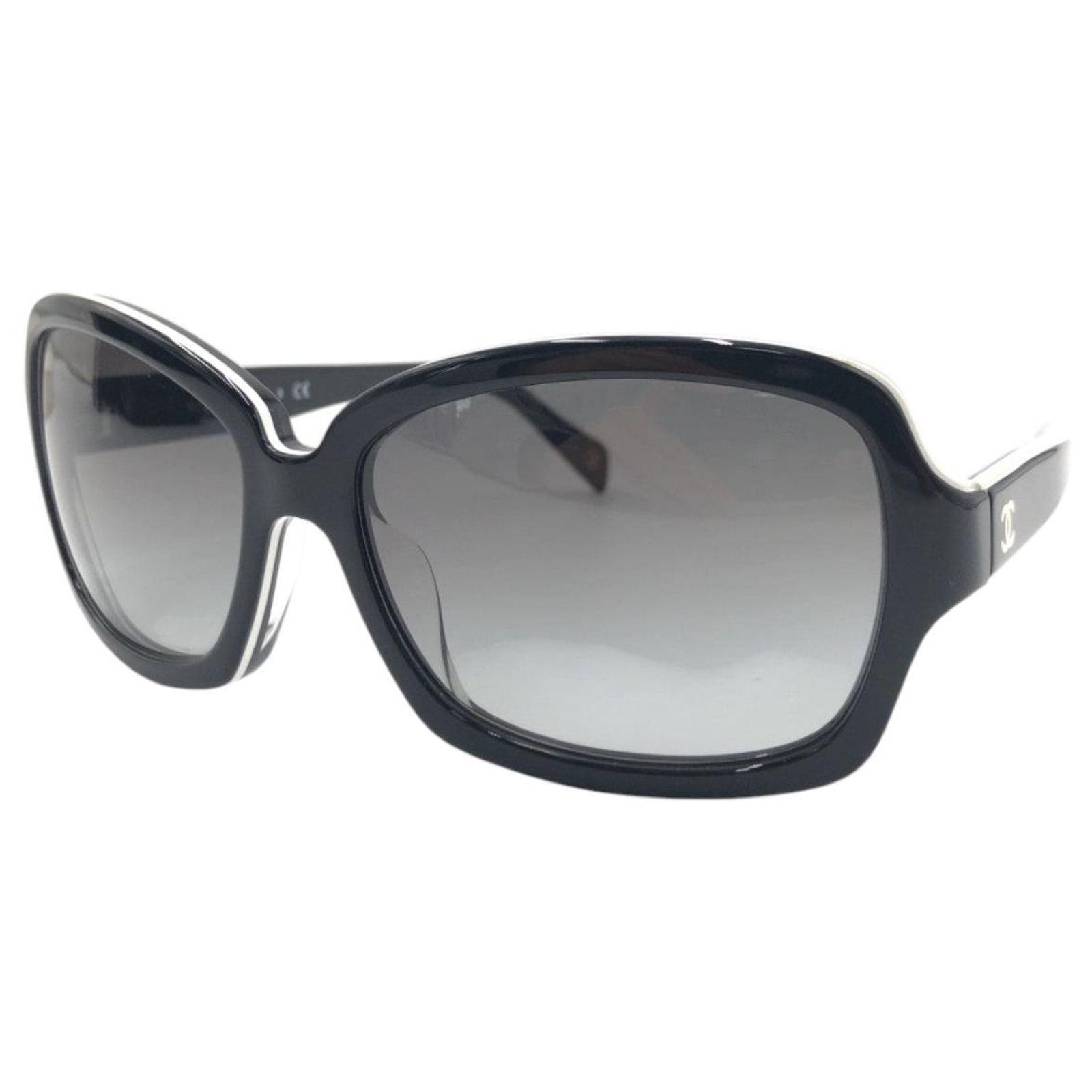 CHANEL サングラス 5143-A Chanel Black Plastic Sunglasses 5143-A ref.1939606 - Joli Closet