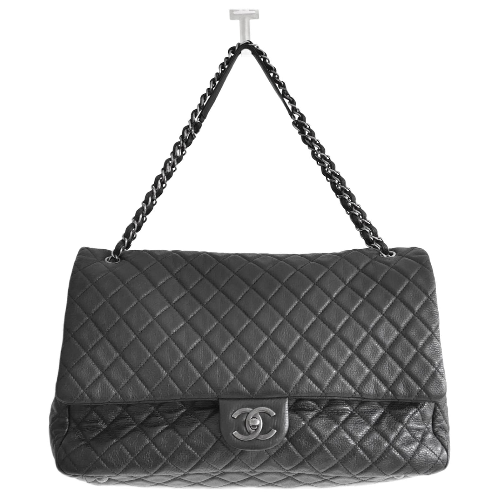 Chanel XXL Travel Flap Bag Black Caviar Leather ref.JC1950071