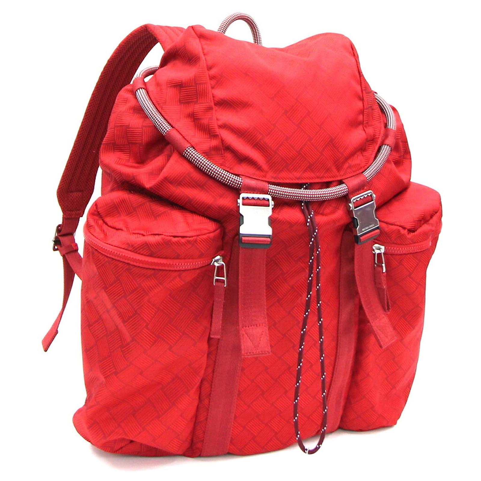 Bottega Veneta Backpack Alto 718085 Red Nylon ref.1994666 - Joli