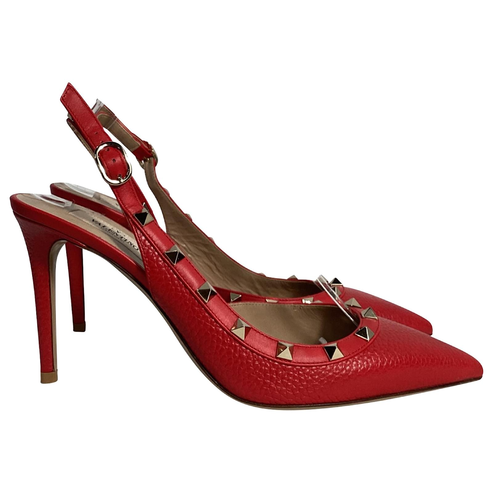 Sapato Valentino Rockstud Peep Toe Vazado Valentino Garavani