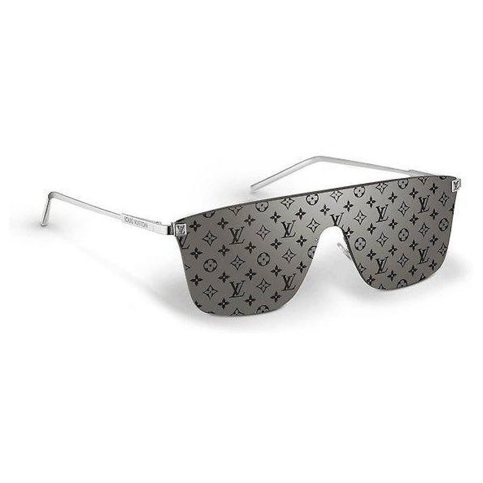 LOUIS VUITTON Monogram Sunglasses Z1026E Dark Gun Dark grey ref