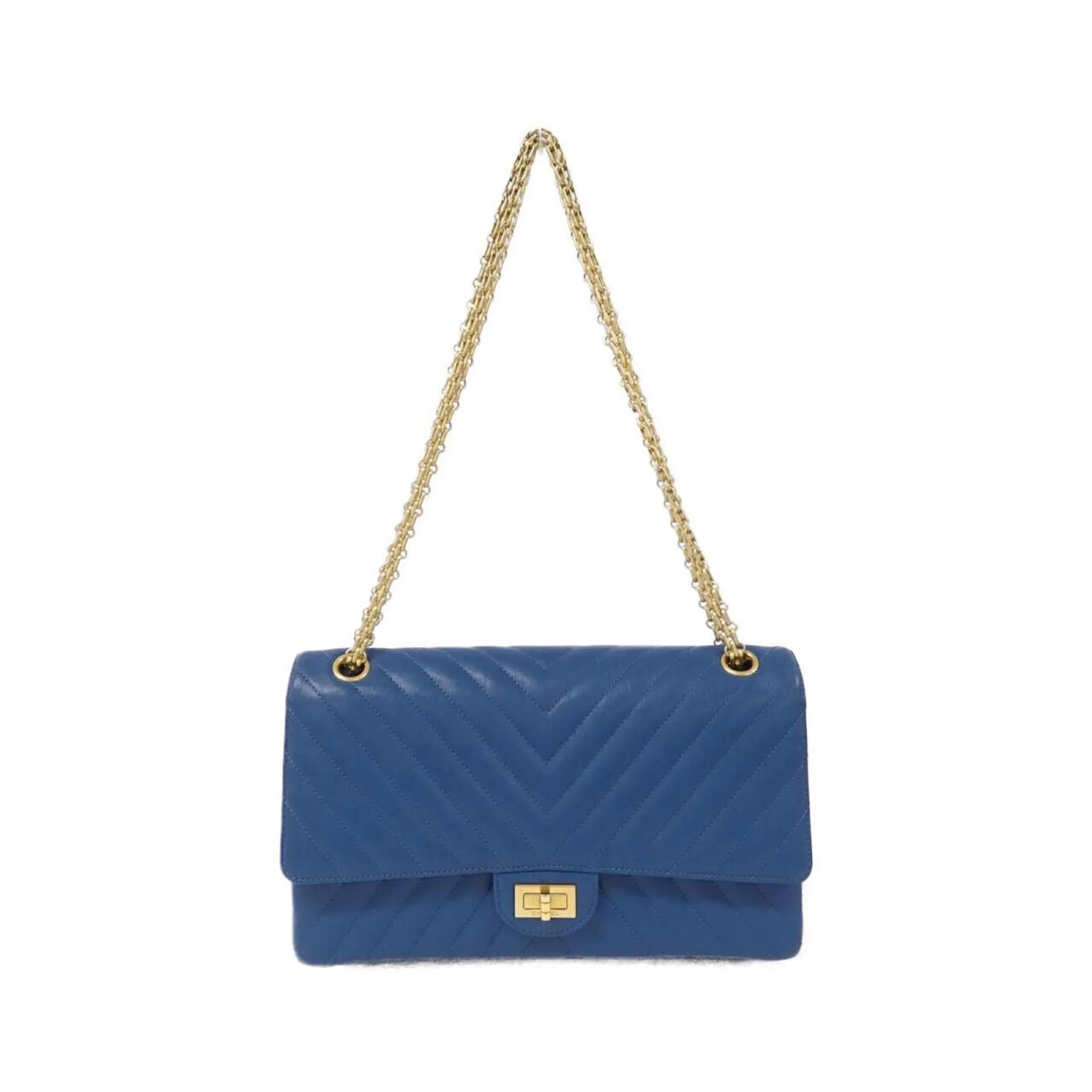 Chanel 37587 Blue Leather Shoulder Bag ref.2014897 - Joli Closet