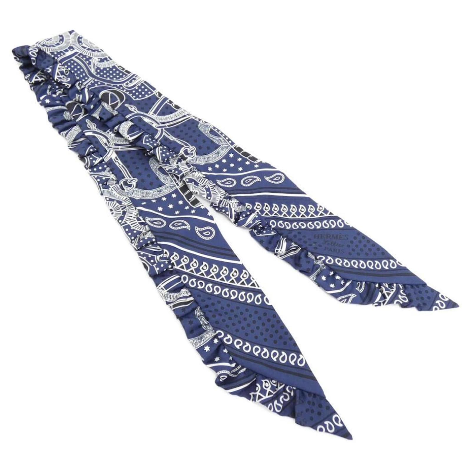 Hermès Hermes Eperon d'Or Bandana Twilly Ruffle Scarf Black Hermès Hermes Eperon d'Or Bandana Twilly Ruffle Scarf Black