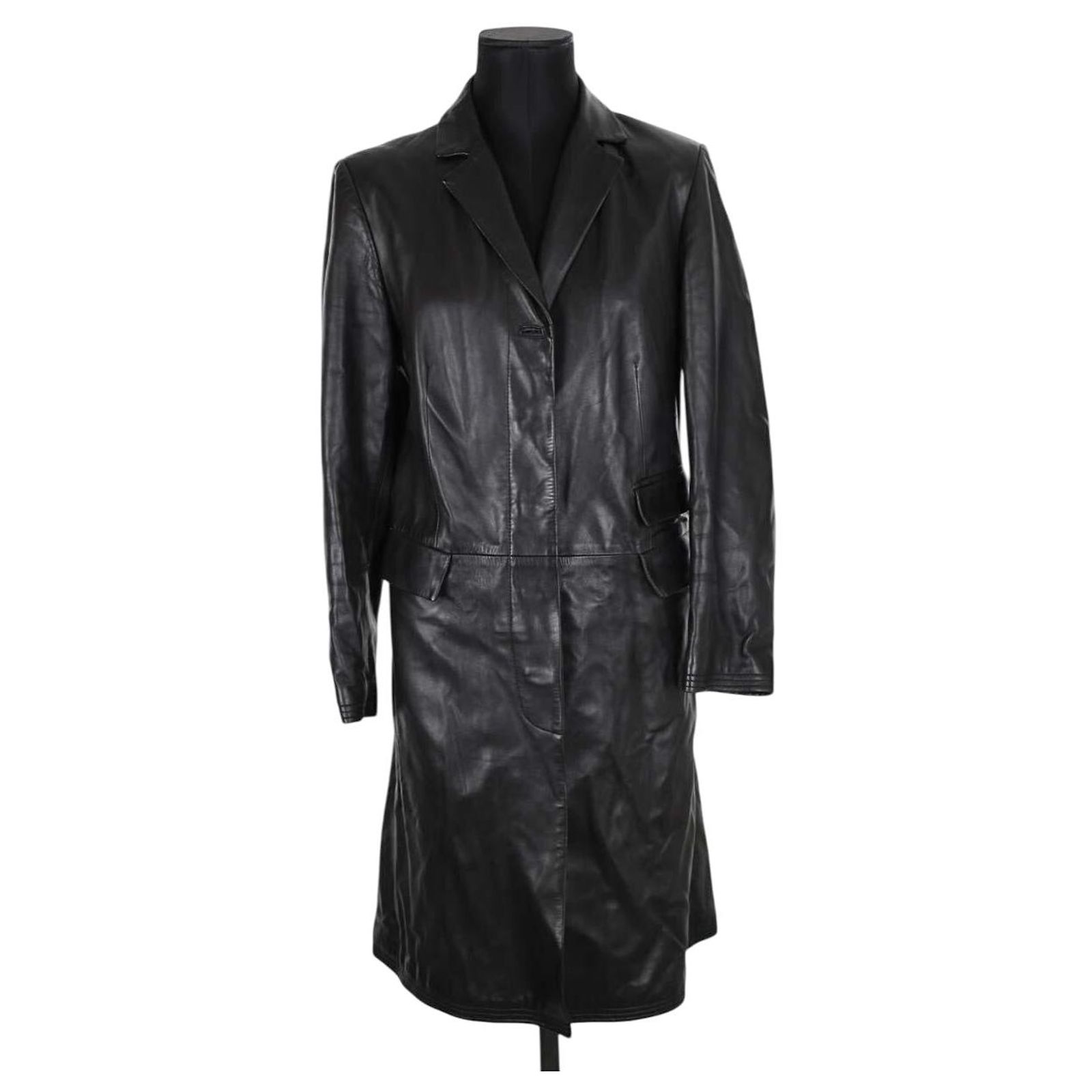 Salvatore Ferragamo Black leather coat ref.2061948 - Joli Closet display picture 1