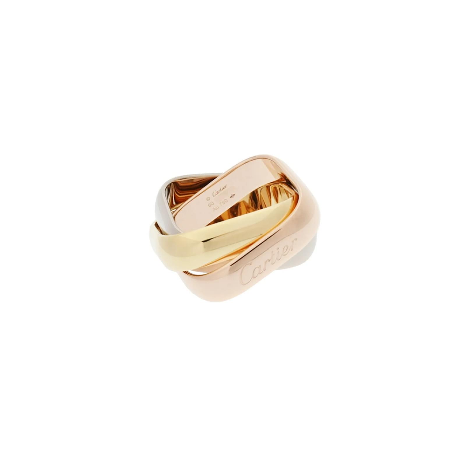 Bague coussin Trinity de Cartier Or blanc Or jaune Or rose ref
