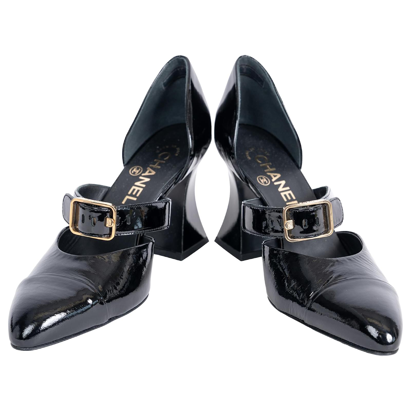 Chanel Interlocking CC Logo D'Orsay Pumps Black Leather