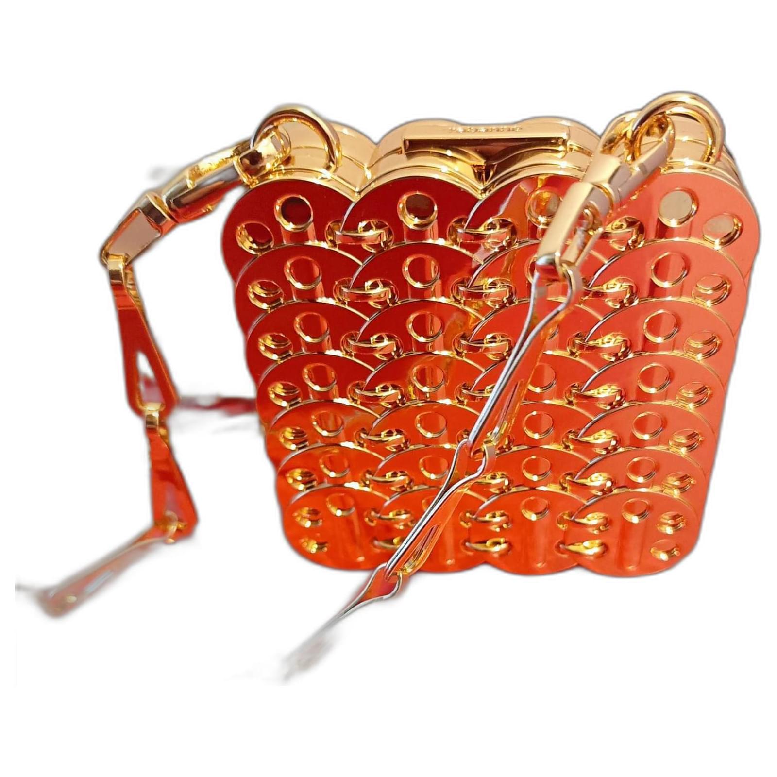 【paco rabanne】限定 1969 MAKEUP CLUTCH Paco Rabanne Minaudière 1969 Makeup Clutch Golden Metal ref