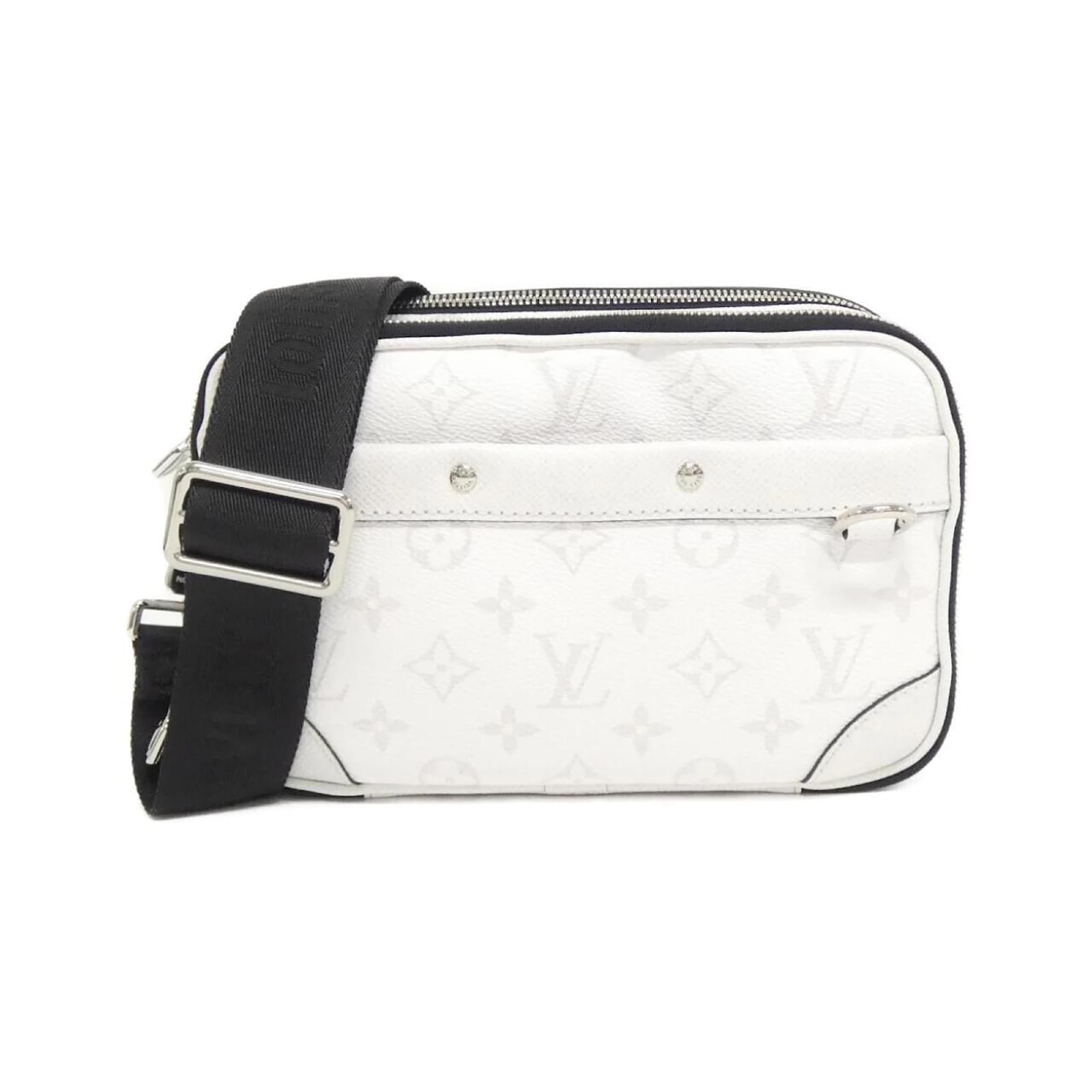 Louis Vuitton Taigarama Alpha Messenger Shoulder Bag White Cloth