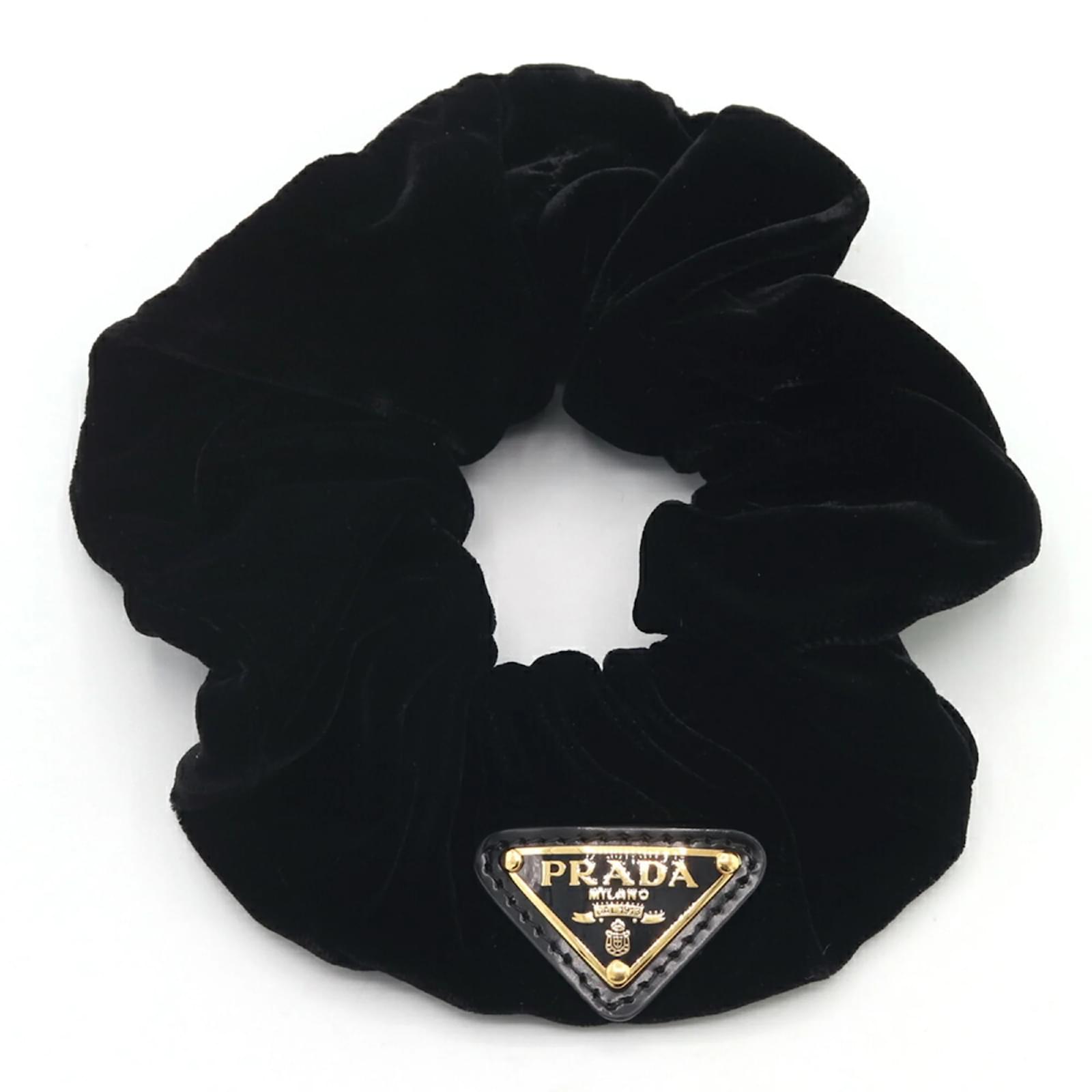 Prada Black Leather Scrunchie ref.2193793 - Joli Closet