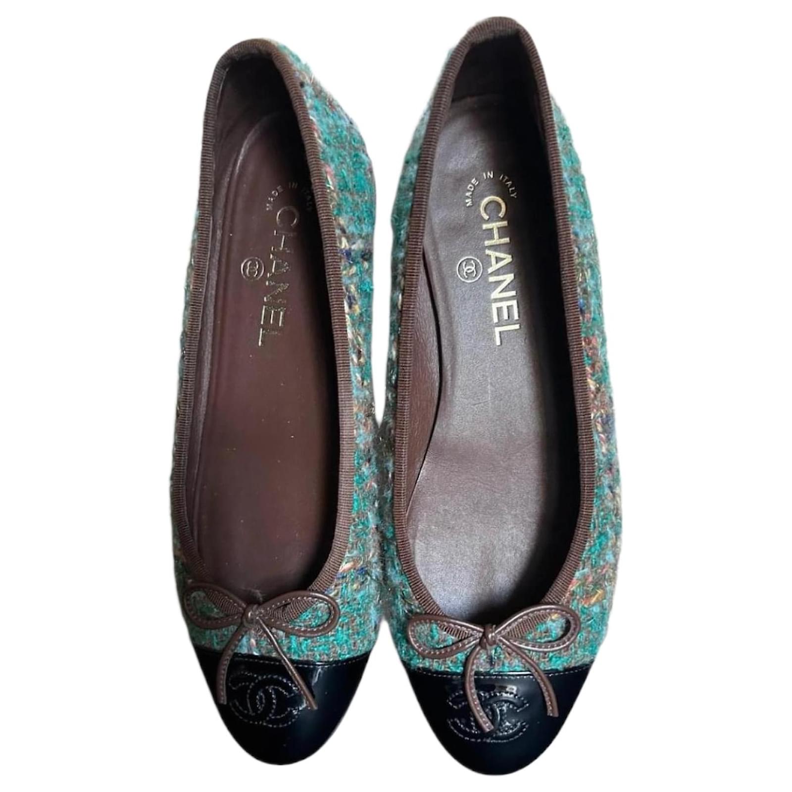 Chanel Ballet flats Black Light green Leather Tweed ref.2203739 - Joli ...