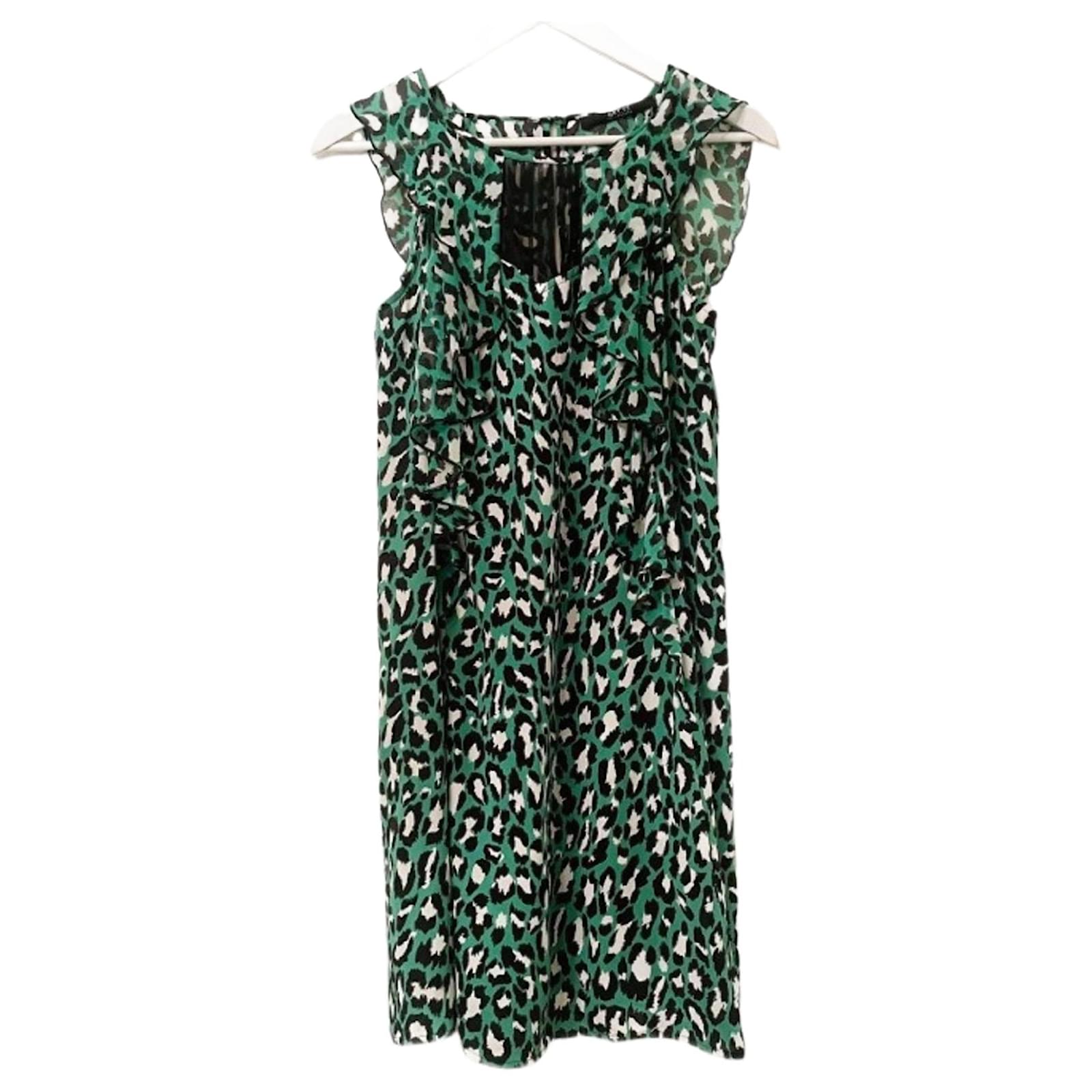 Beautiful GUESS animal print dress in new shades of green Multiple colors  Polyester ref.2209151 - Joli Closet