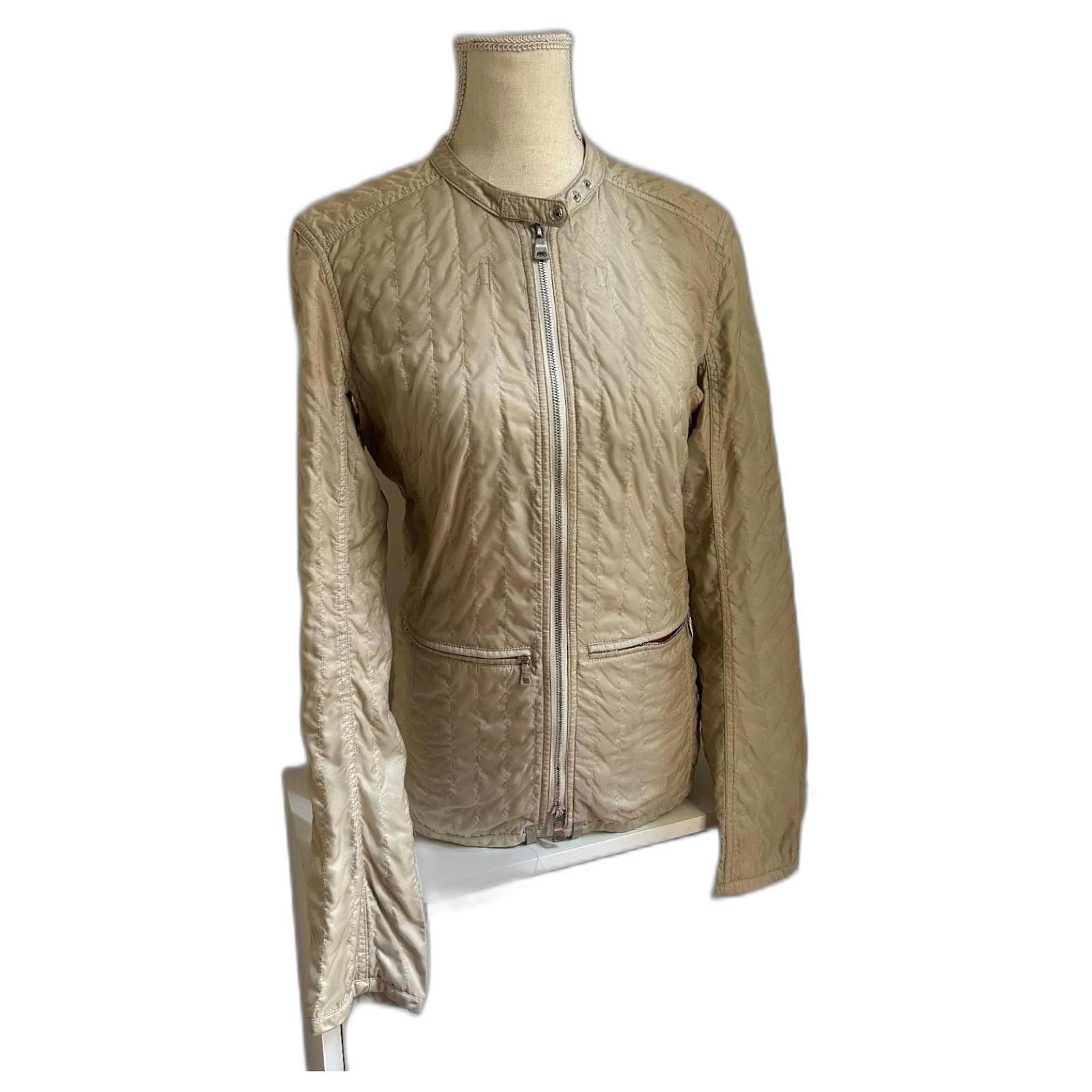 Giacca Prada beige Taglia 44 IT 40 FR Taglio aderente