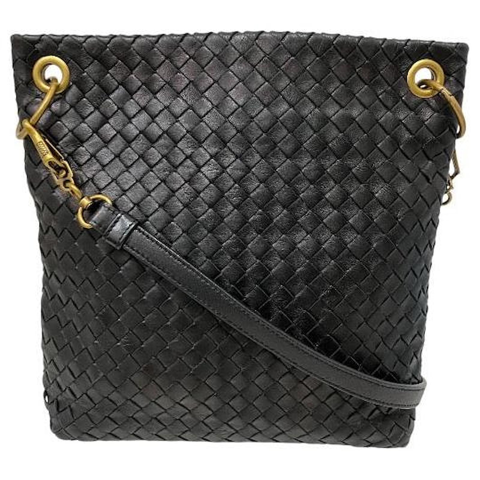 BOTTEGA VENETA★Intrecciomirage Leather Shoulder Bag Bottega Veneta Intrecciato Shoulder Bag Black Leather ref