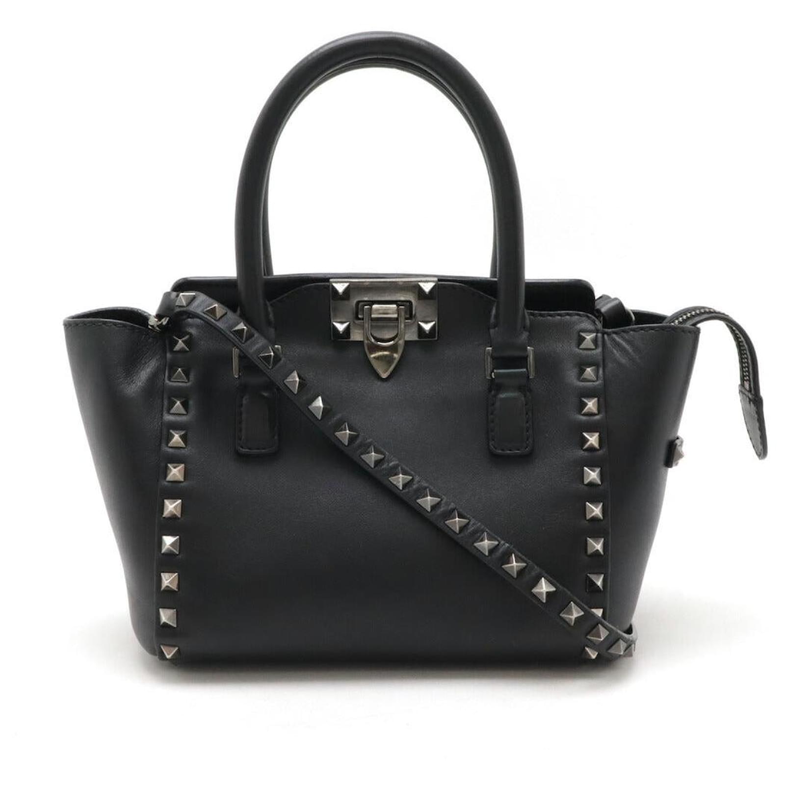 VALENTINO バック　黒　フリンジバック　2way Valentino Garavani Leather Rockstud 2way Bag Black ref