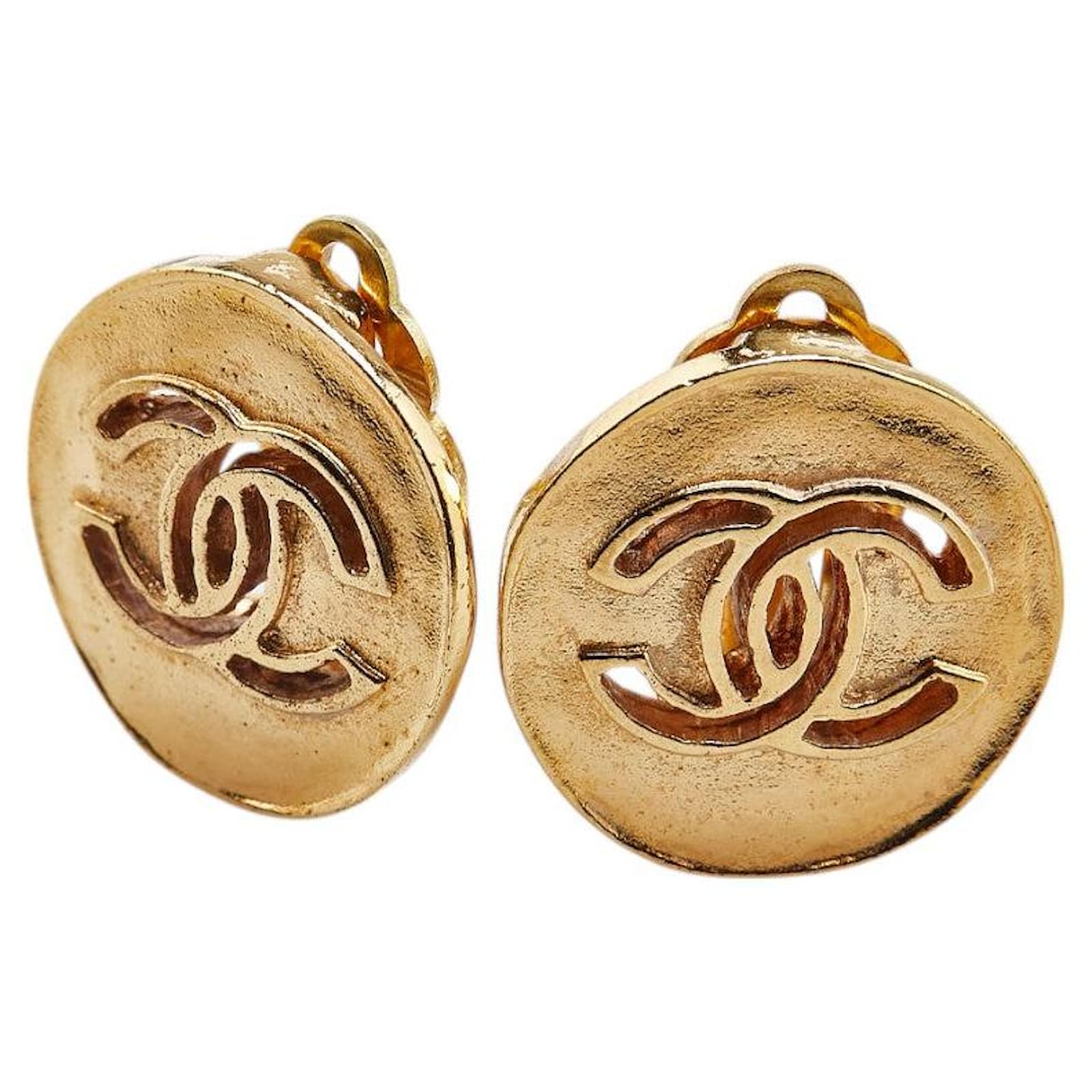Chanel Vintage Coco Mark Earrings Gold Golden Metallic Metal ref