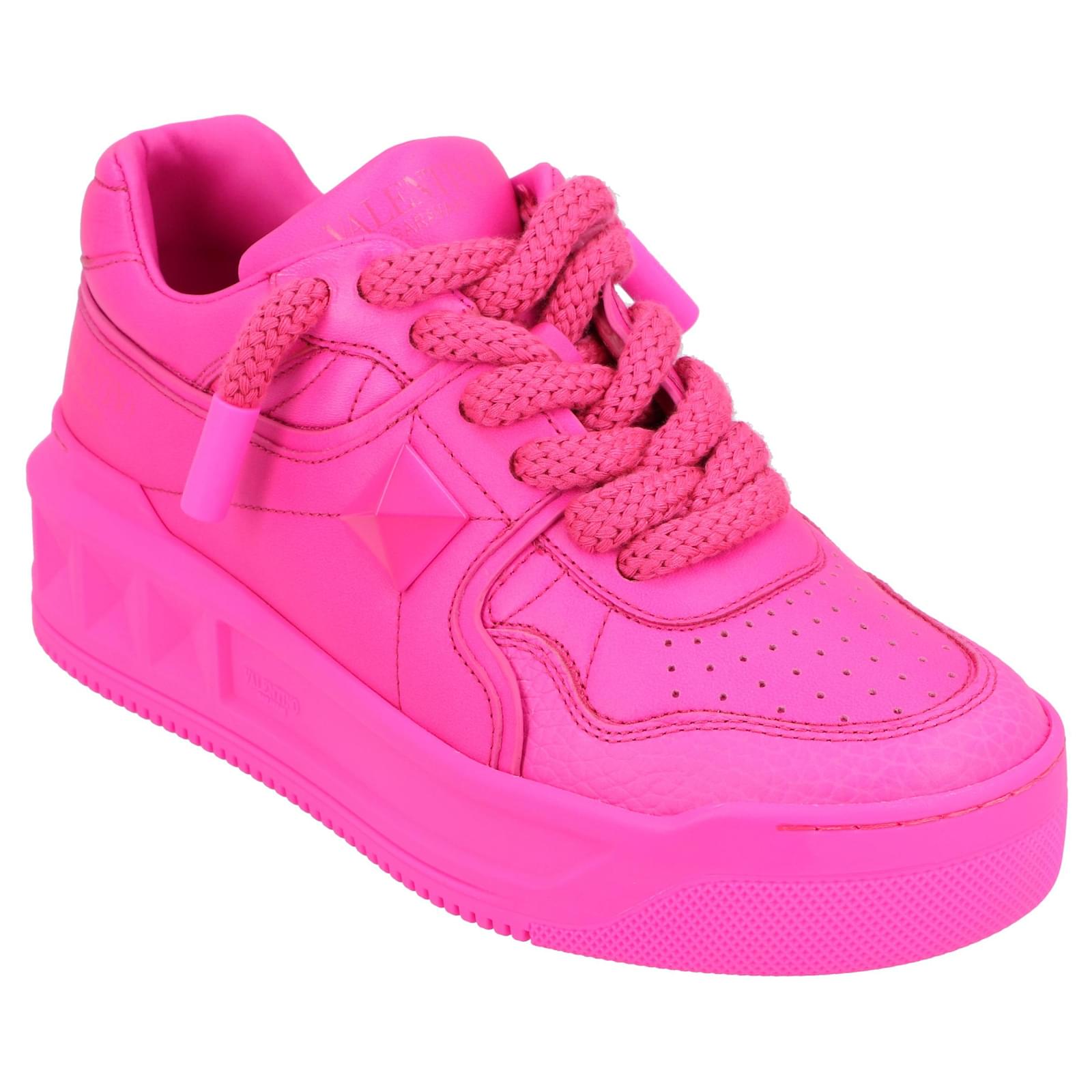 Valentino Garavani Valentino One Stud Xl Leather Sneakers Pink ref