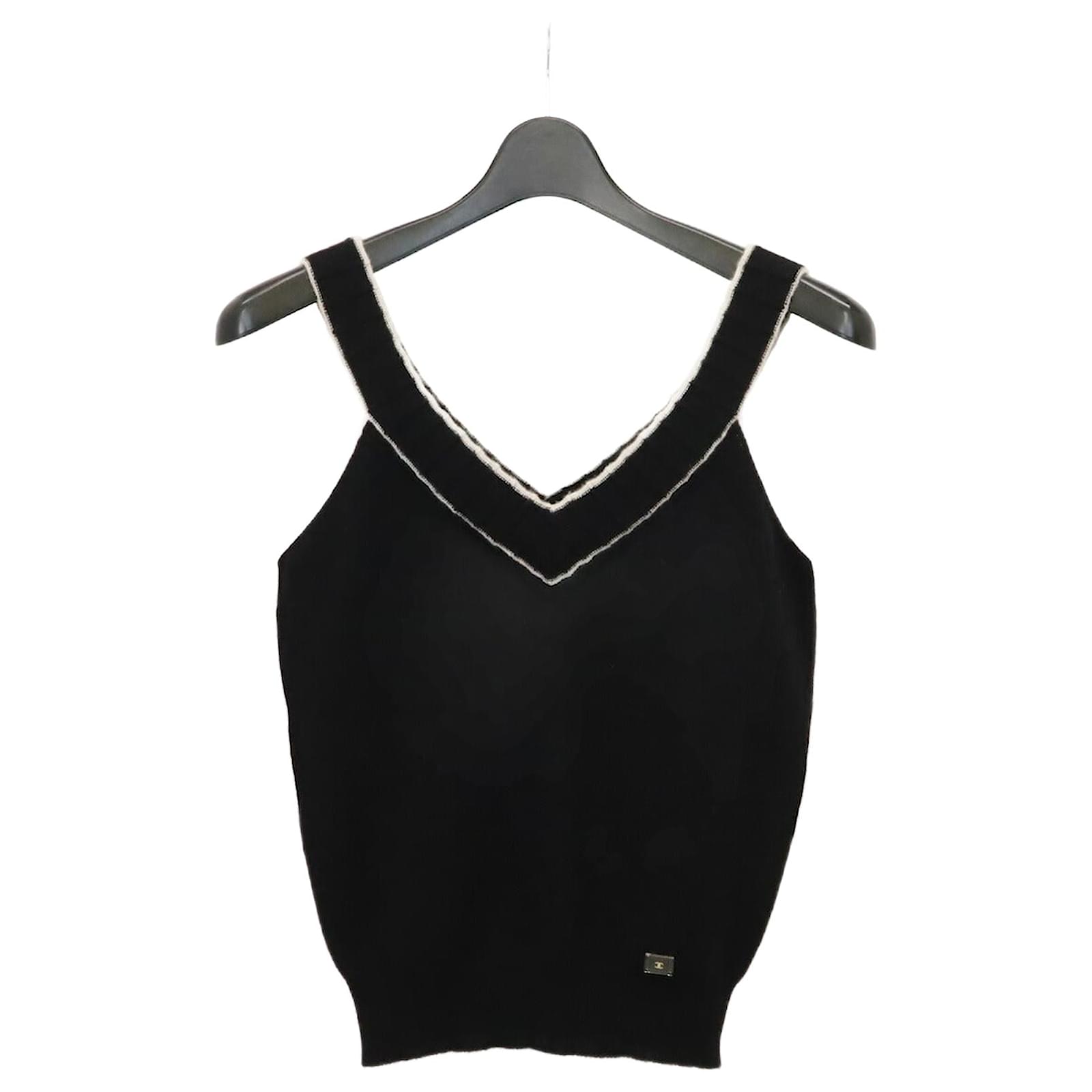 Chanel 100% Cashmere Coco Mark Knit Sleeveless Top 02P Black
