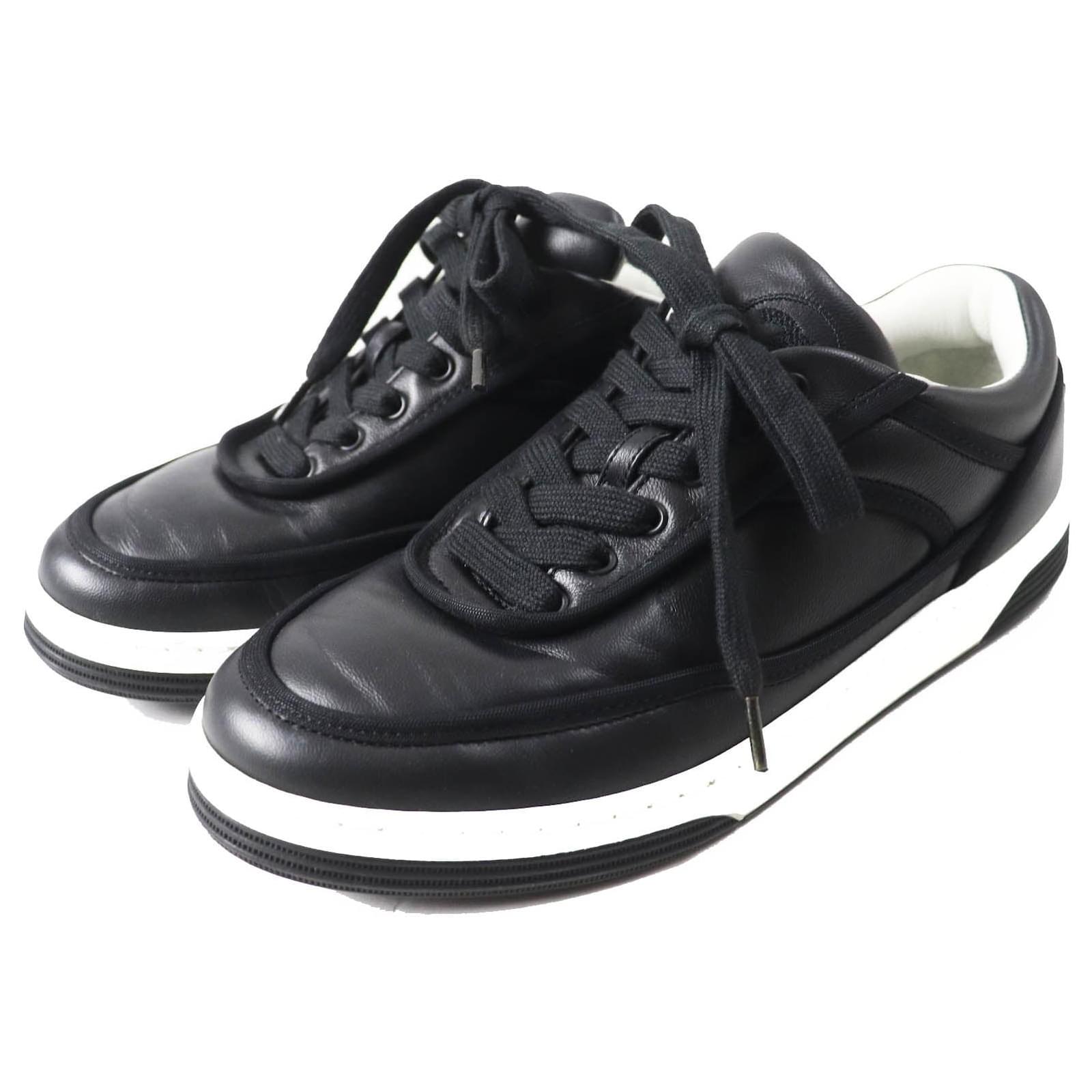 Chanel COCO Mark Lambskin Sneakers G37488 Black White