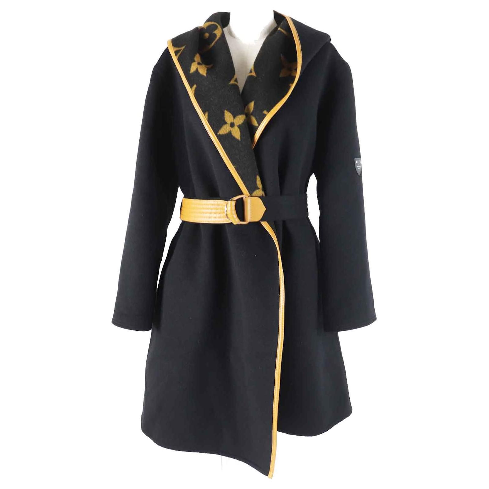 Louis Vuitton Wool Silk Monogram Hooded Coat Black ref.2291972