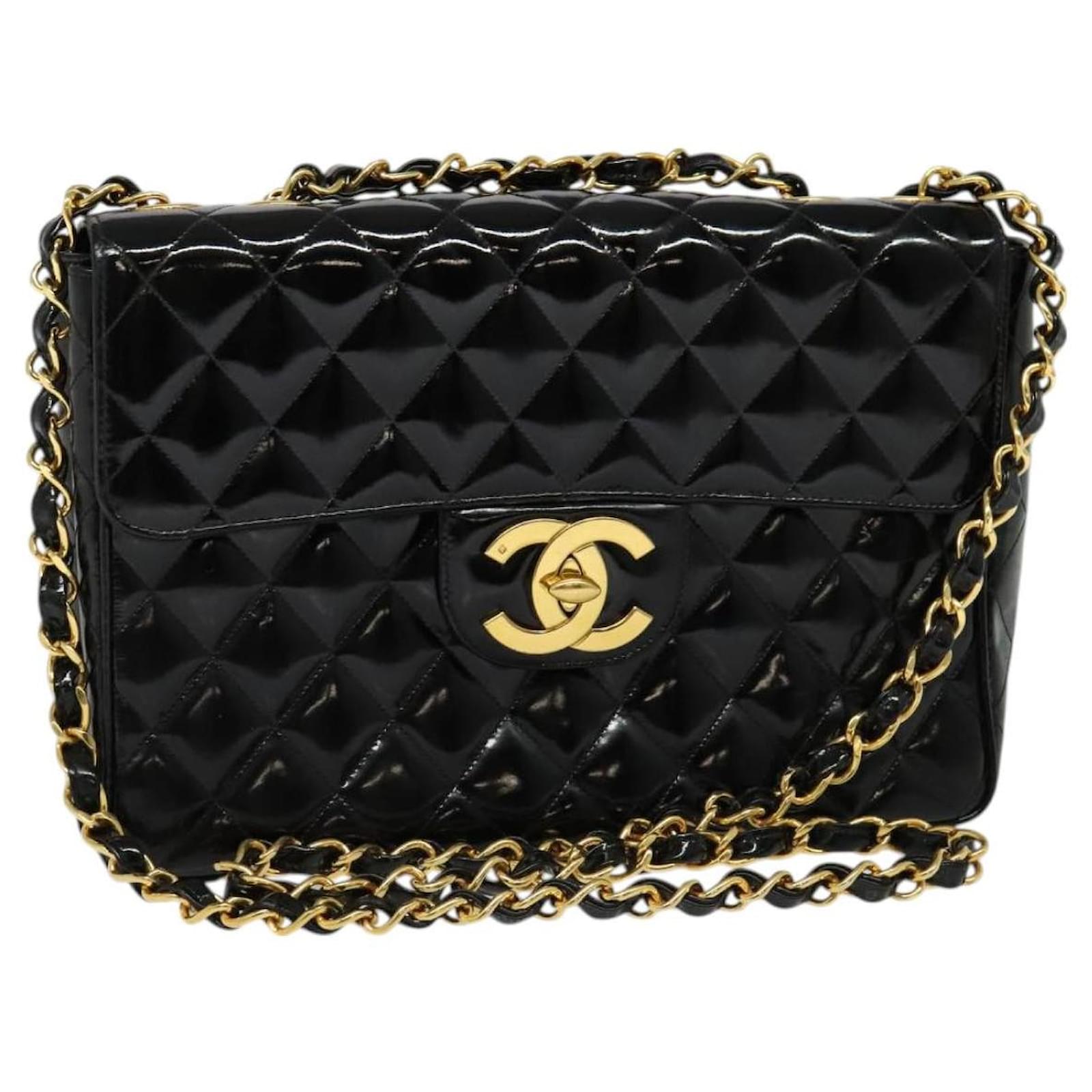 CHANEL Big Matelasse Chain Shoulder Bag Patent leather Black