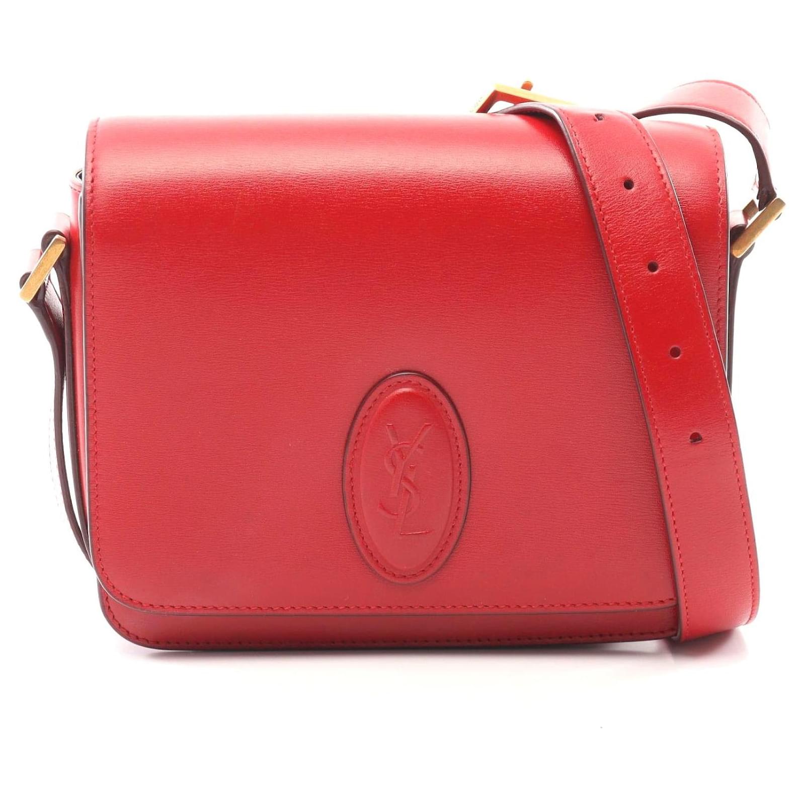 Yves Saint Laurent LE 61 Leather Shoulder Bag