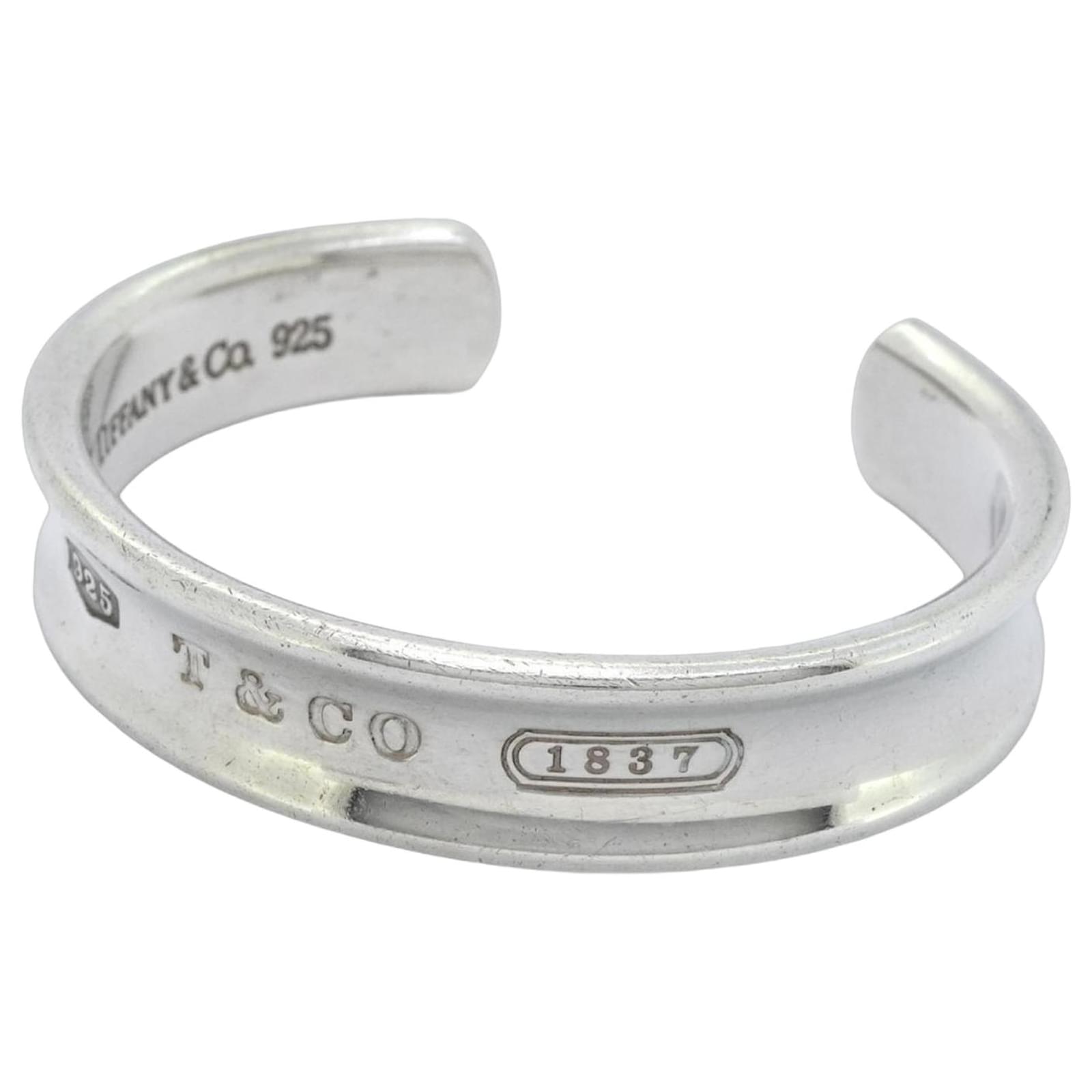 Tiffany & Co Tiffany Bangle Narrow Silver 925 ref.JC2331044 (Sold