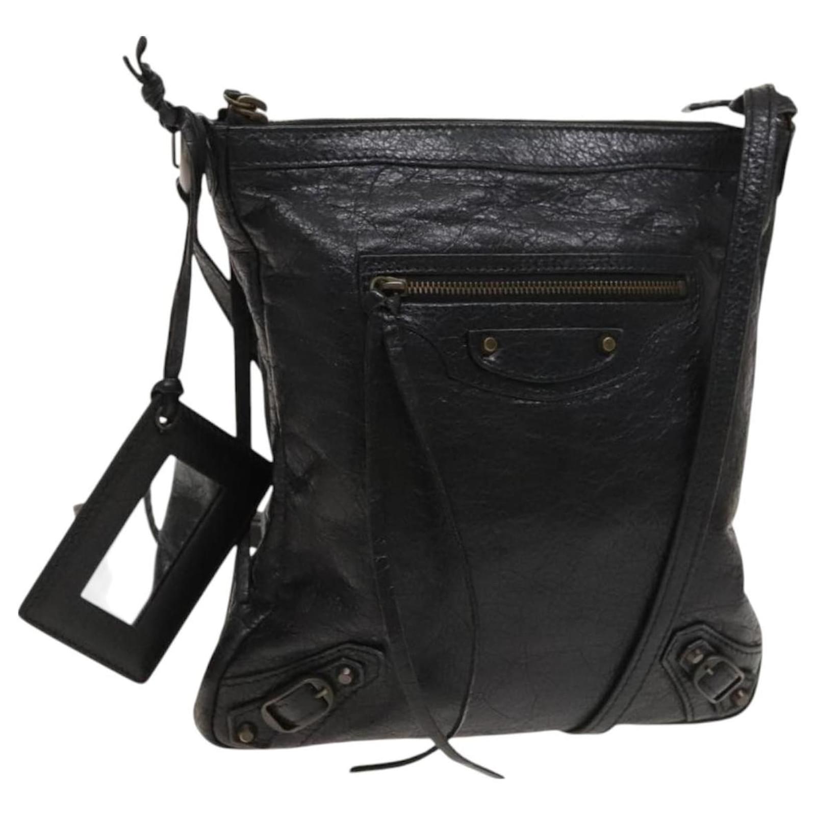 BALENCIAGA City Shoulder Bag Leather Black Auth mr1426 ref