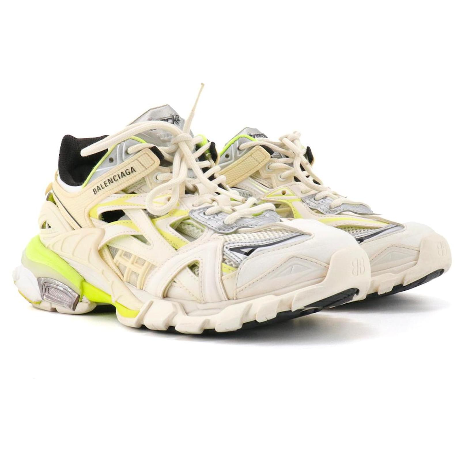 BALENCIAGA - Balenciaga Track sneakers in white and green leather