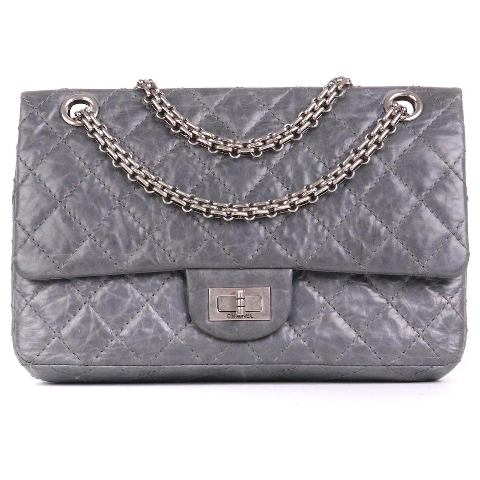 CHANEL - Chanel 2.55 small shoulder bag in gray crinkled