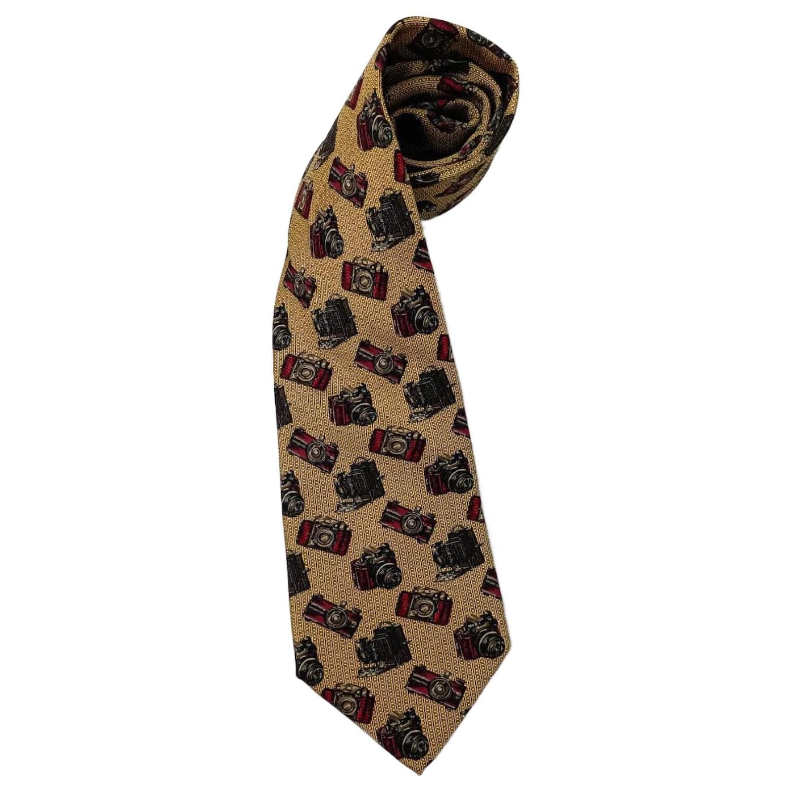 Cravate gris anthracite en jacquard de soie