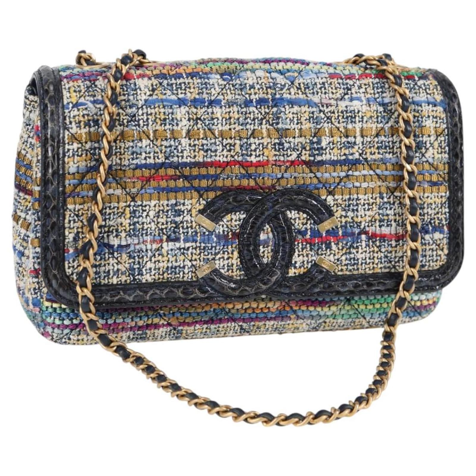 Chanel Tasche Mehrfarbig CHANEL Matelassé 23 Doppelklappen