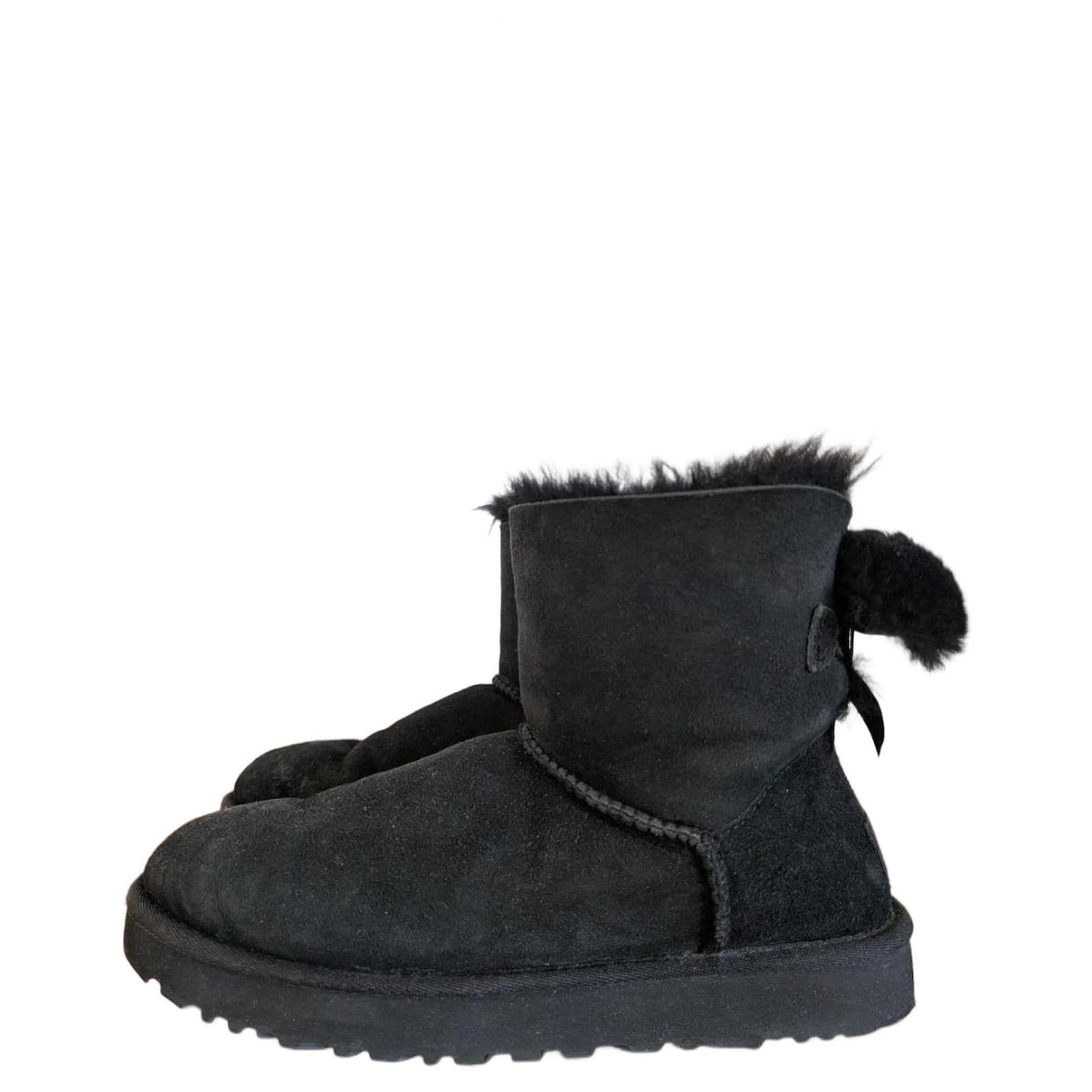 Mini Bailey Ugg Negras Lazos Botas UGG Bailey II Negras De Segunda