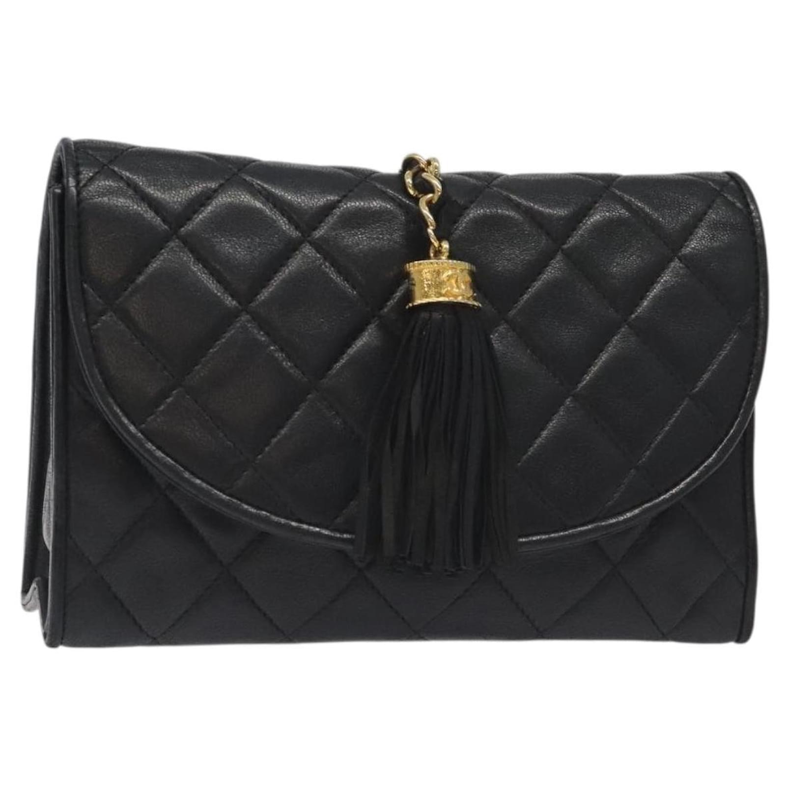 Flap Bag Schwarz Gold Tasche CHANEL Matelassierte Clutch Tasche