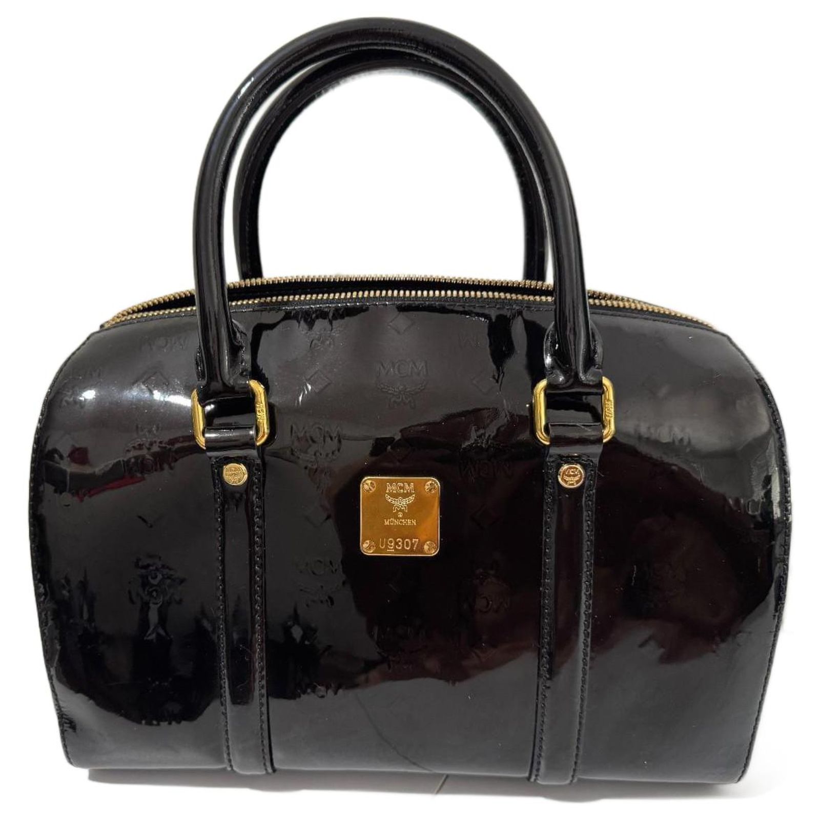MCM　ナイロン ブラック ボストンバッグ ゴールド金具 MCM Boston Bag Patent Black Gold Gold hardware Patent leather ref