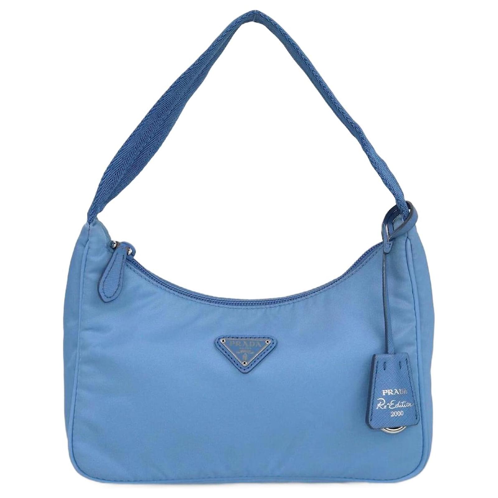 Sac Baguette Re-Edition 2000 Prada Light Blue Nylon Bleu clair ref