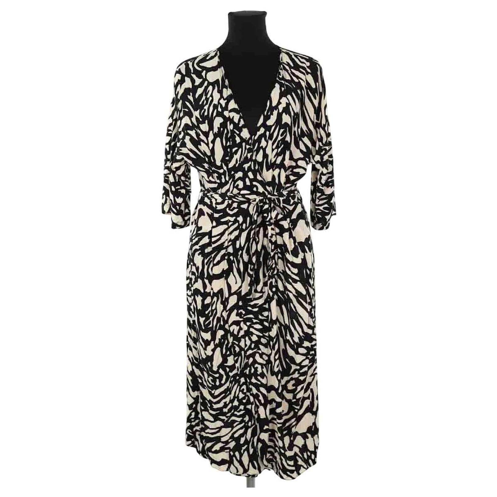 bash black and white dress Ba&sh noir robe Coachella dress. Faux wrap style