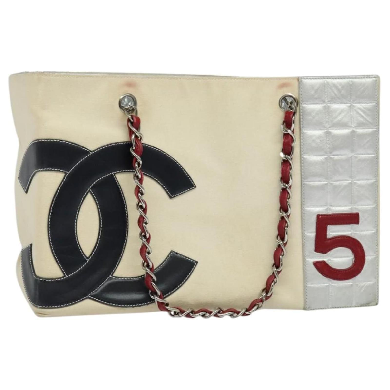 CHANEL Chain Tote Bag No5 Canvas Ivory Silver CC Auth 133727