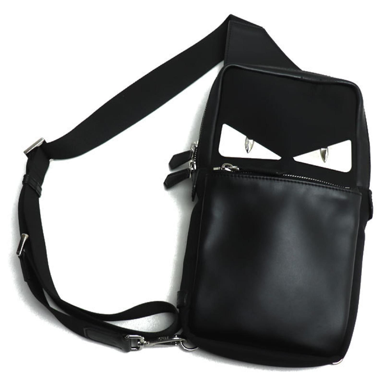 Sac à dos Fendi Bugs Monster Cuir Nylon Noir Joli Closet