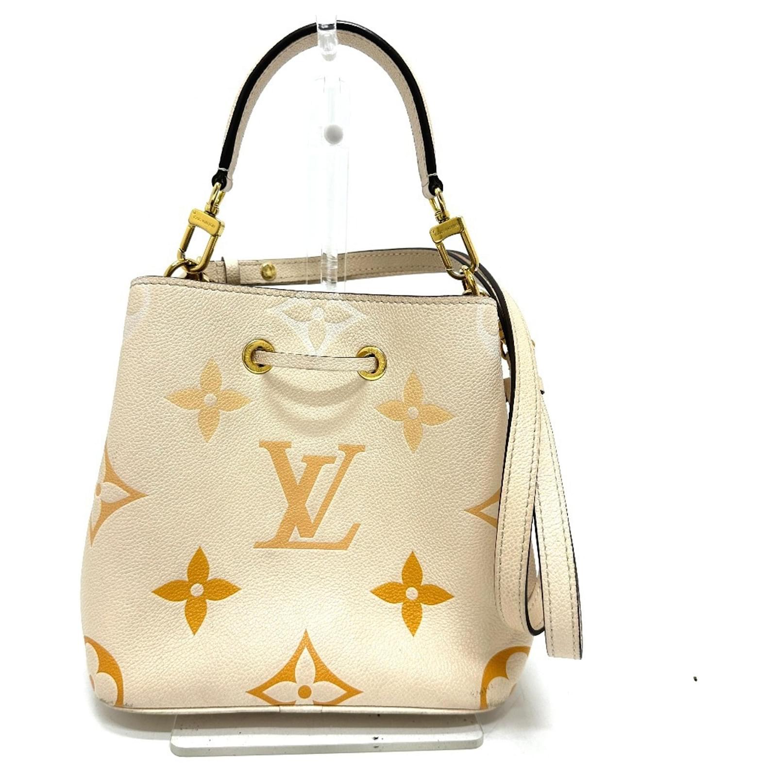 Néonoé Borsa NeoNoe BB in Monogram Empreinte Louis Vuitton Nero - Main Image