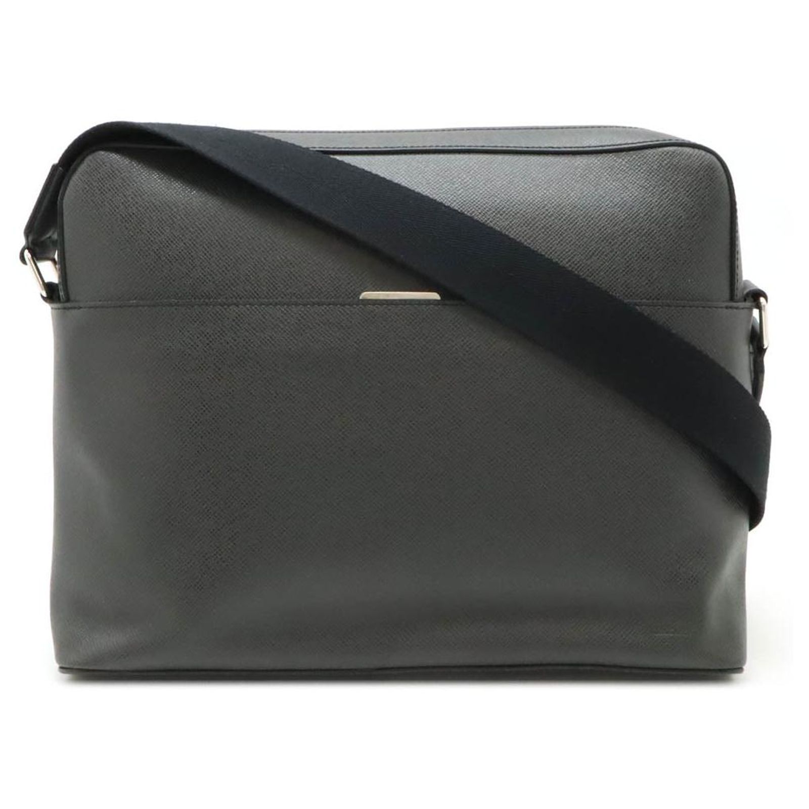 Louis Vuitton Anton Taiga Messenger Bag Black Leather ref.2458701