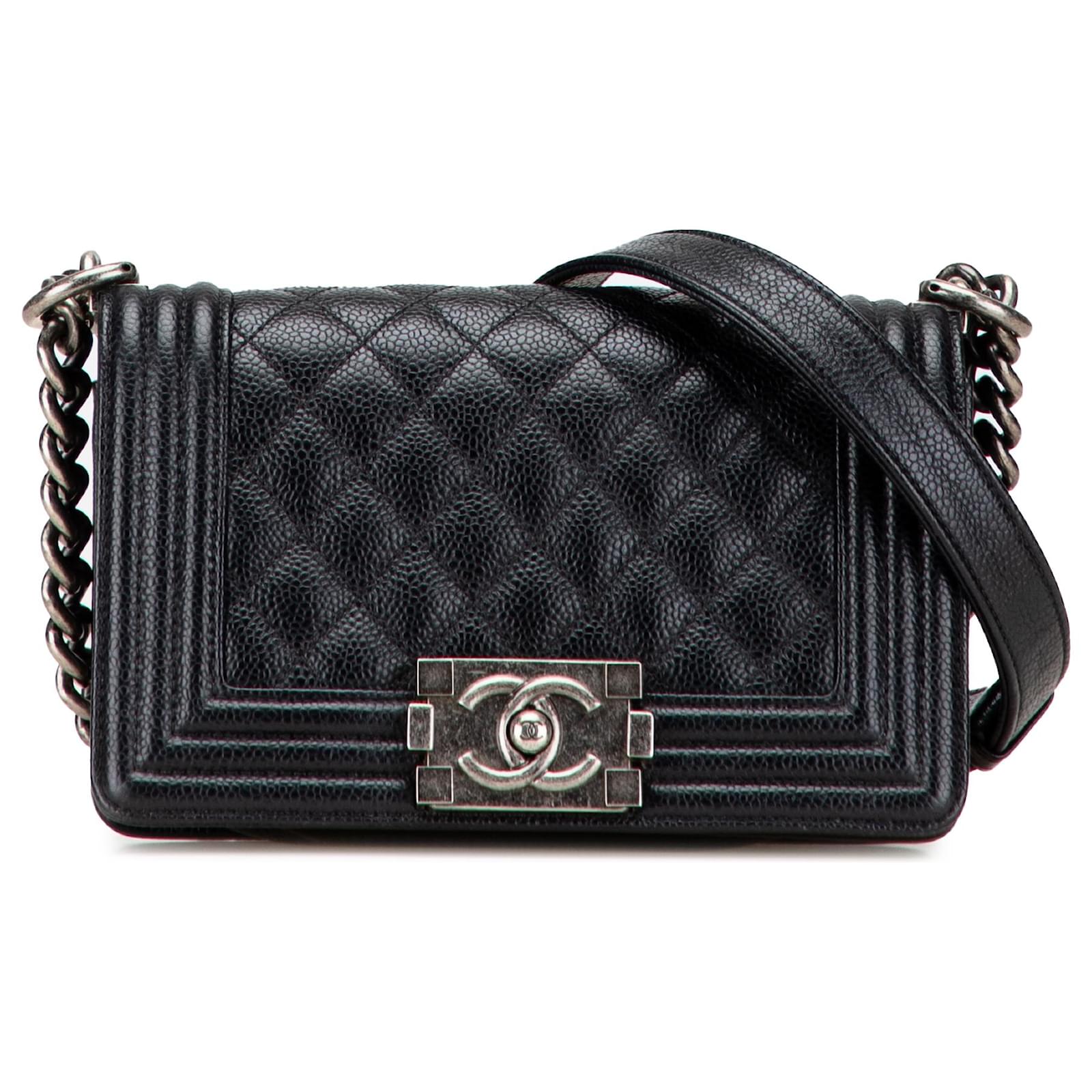 Chanel Noir Petit Sac Boy Matelassé en Cuir Caviar