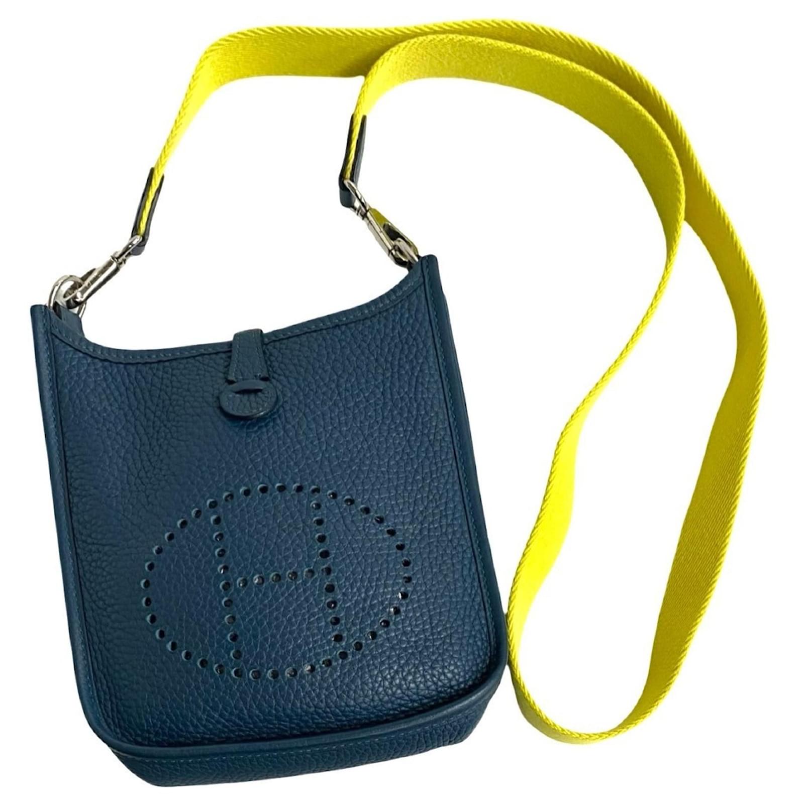 Hermès Evelyn TPM Mini Schultertasche Blau Leder