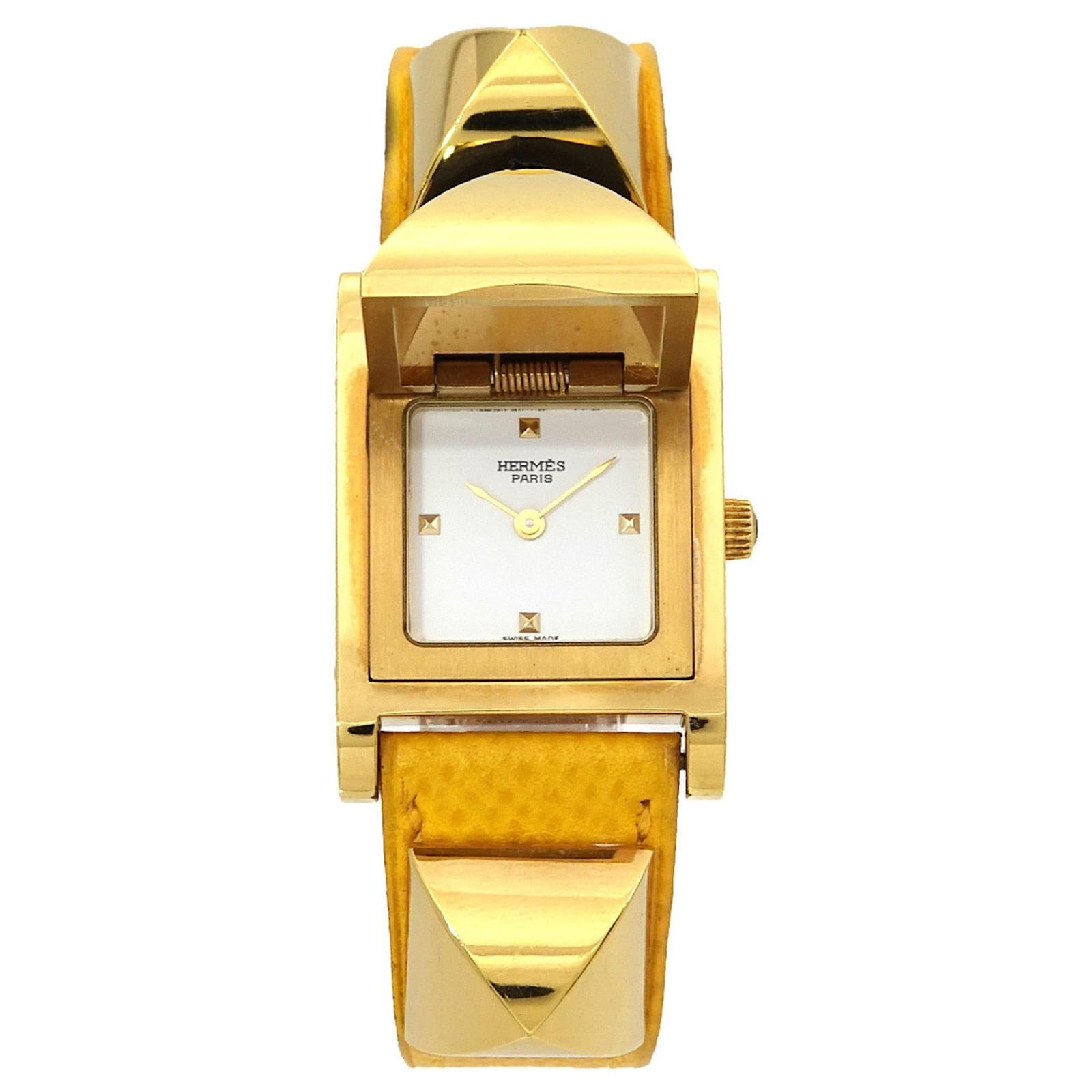 Reloj de Estudio Pirámide Dorado Medor para Mujeres de Hermès ref