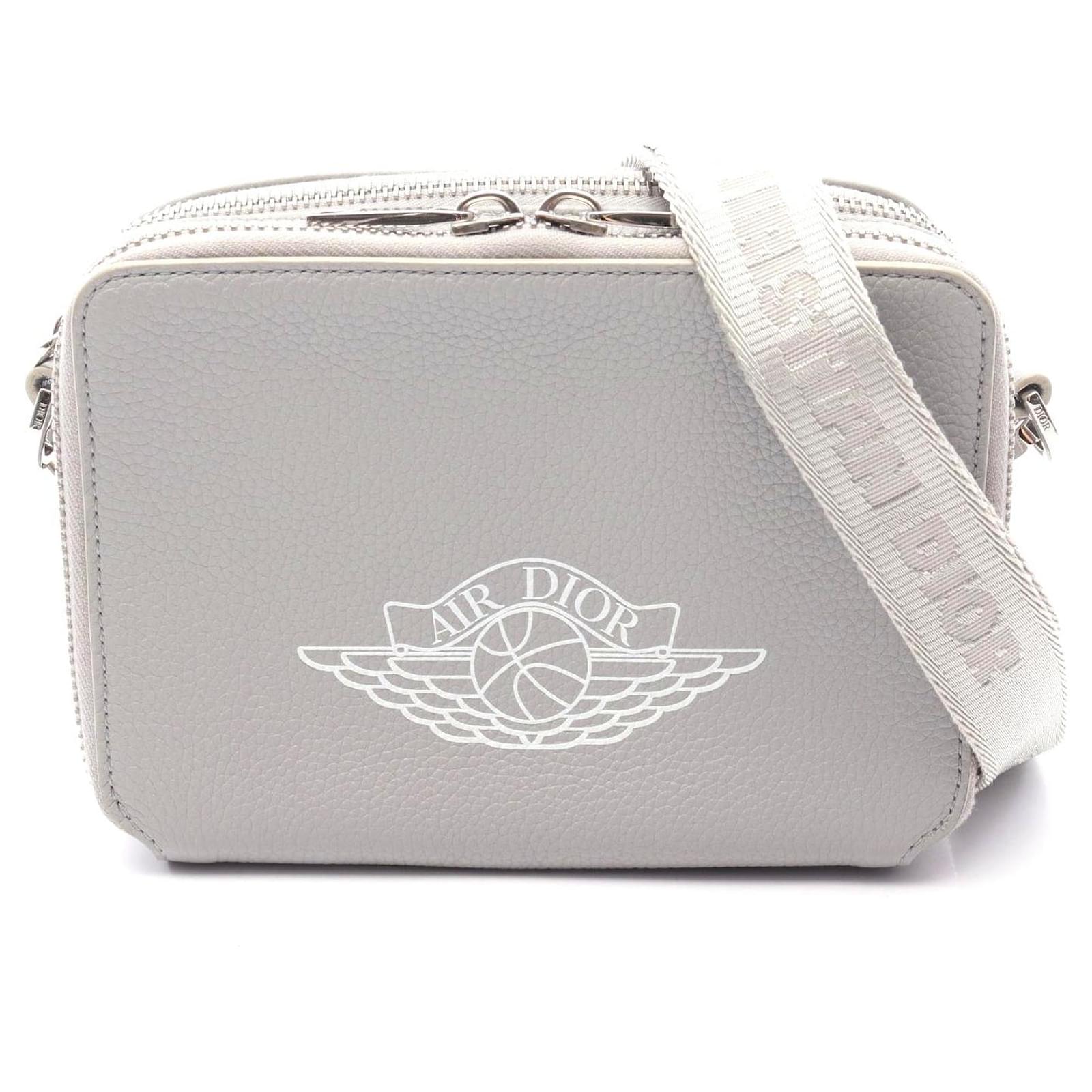 バッグ Dior x Jordan Shoulder Bag Shoulder Bag Dior Air Jordan Bag Air Jordan Bag Air Dior Side Bag